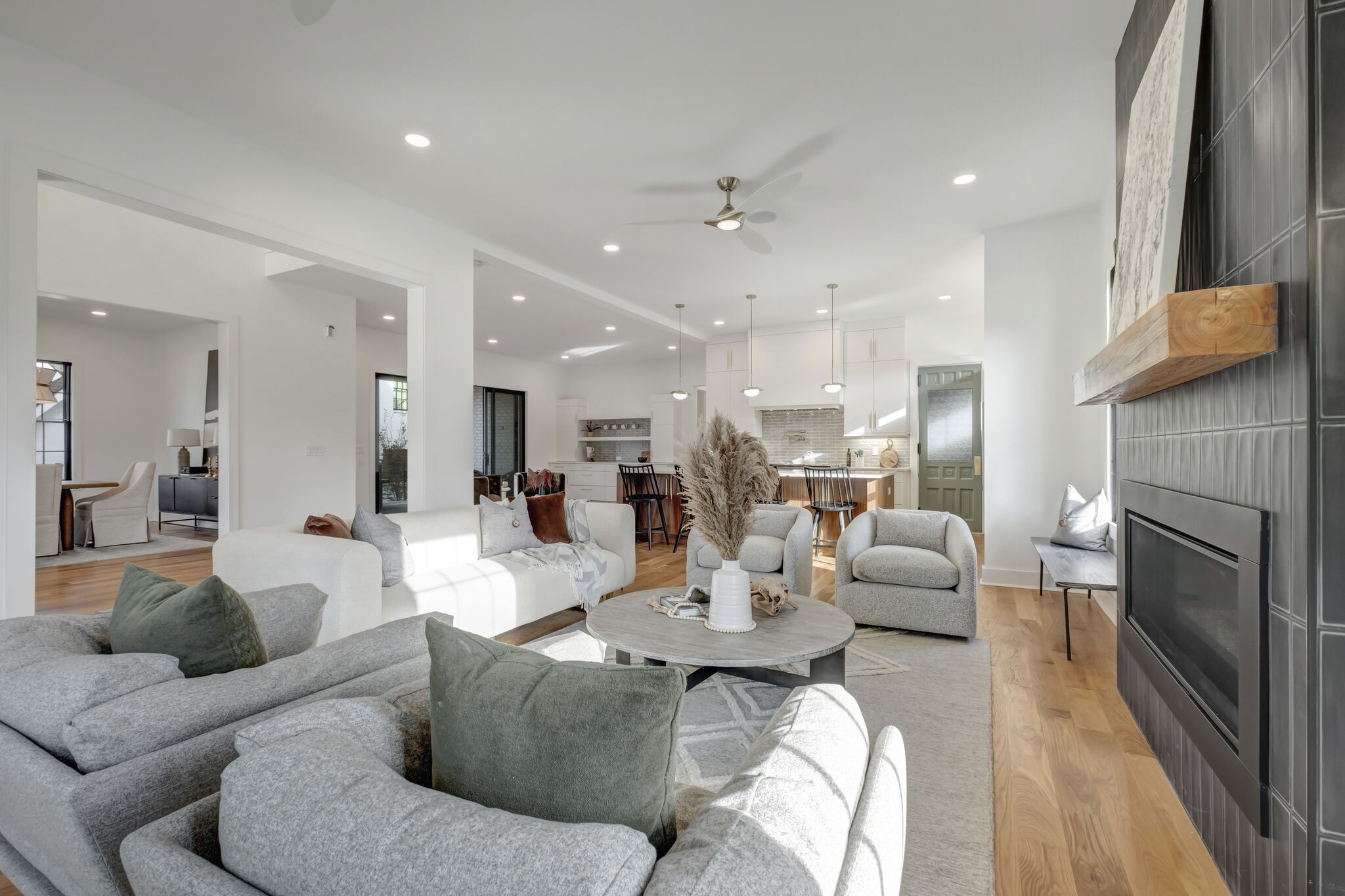 3916A Cross Creek Rd