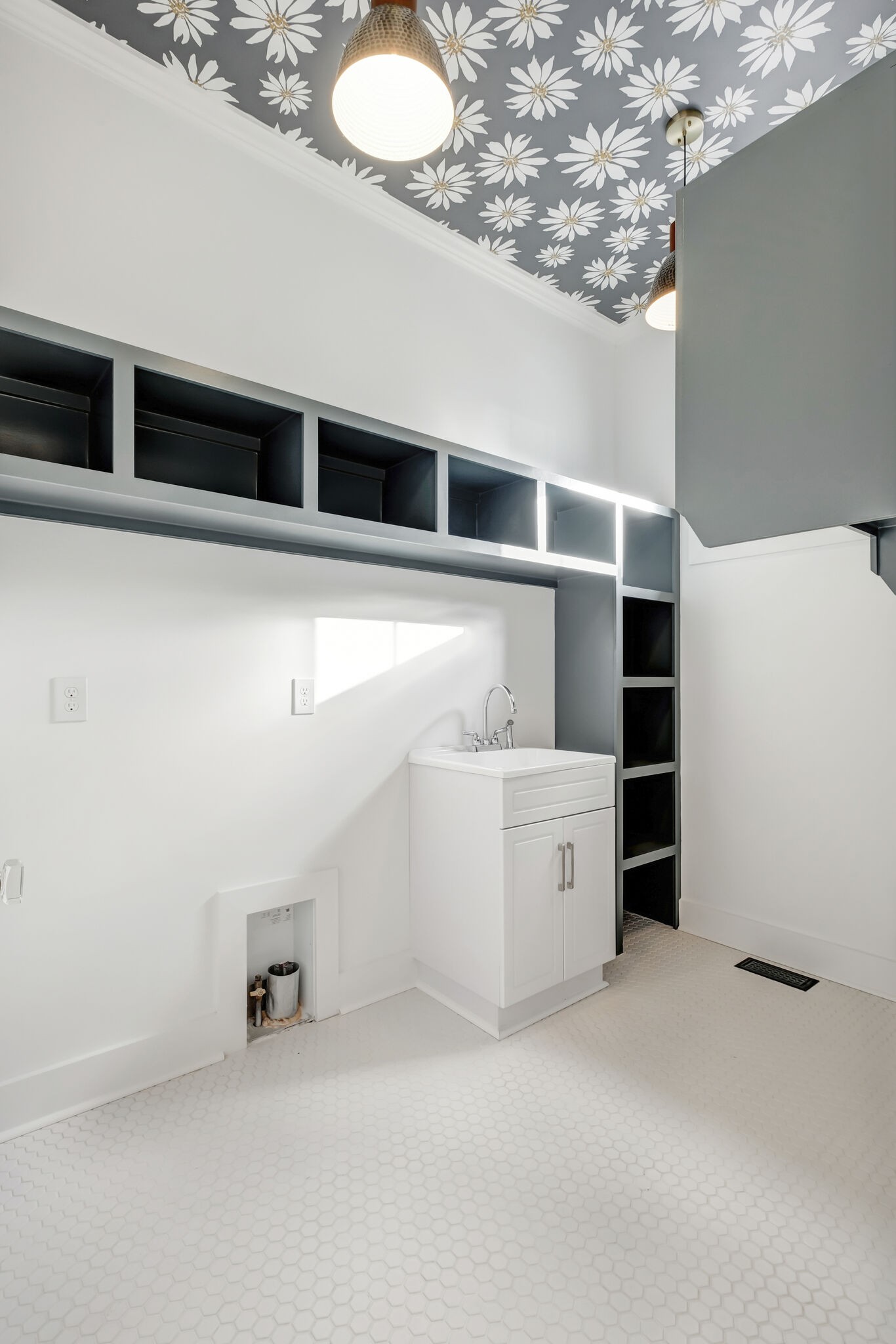 3916A Cross Creek Rd