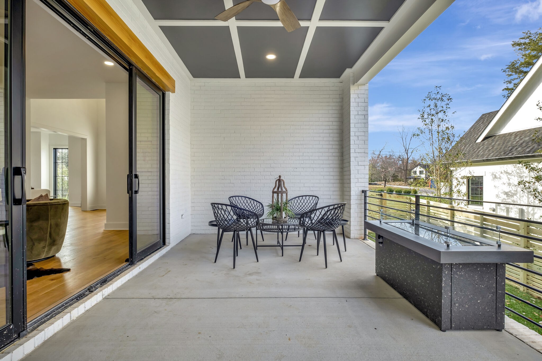 3916A Cross Creek Rd