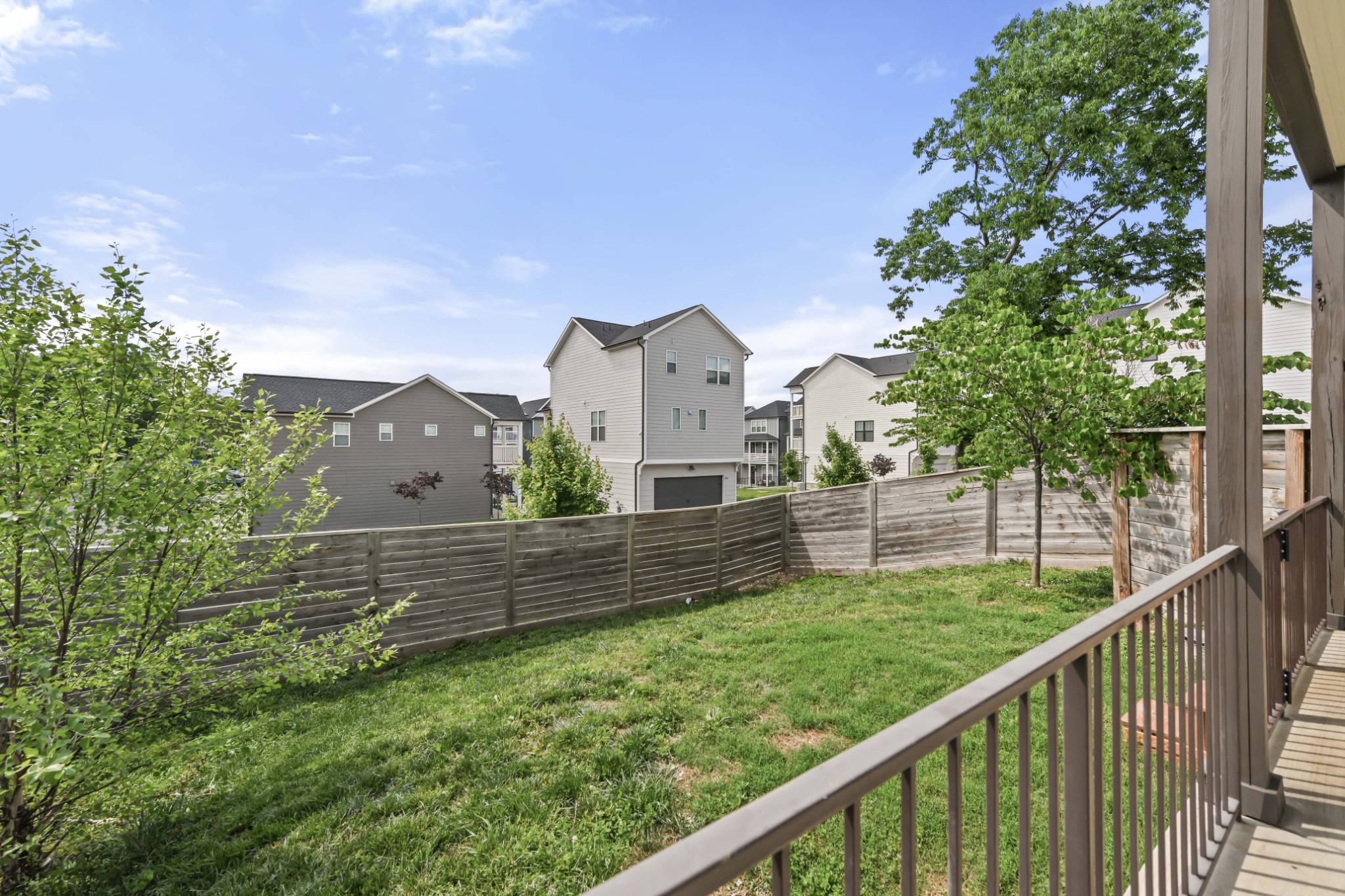 643 Vernon Ave Unit: 2