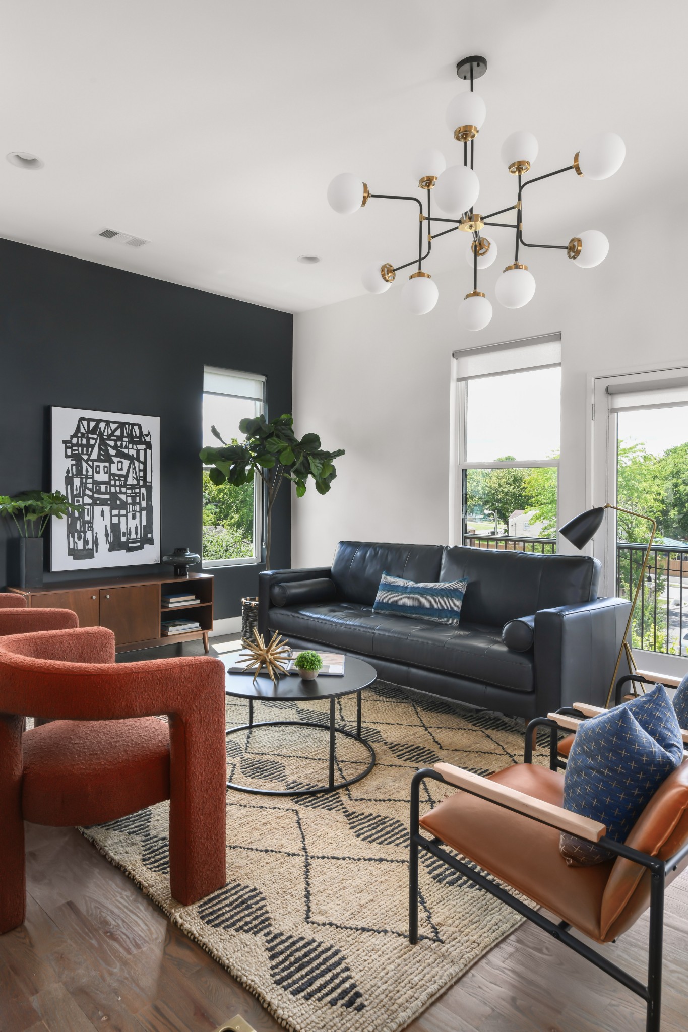 643 Vernon Ave Unit: 2