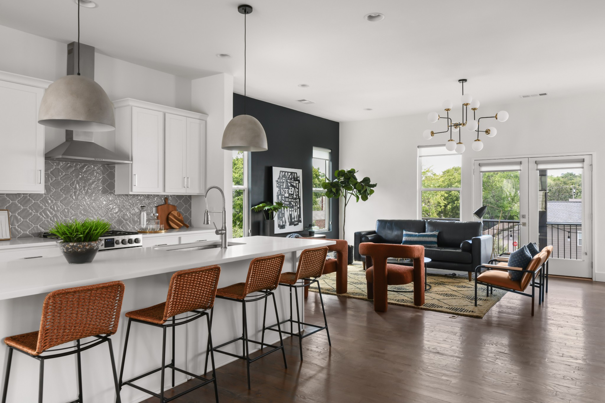 643 Vernon Ave Unit: 2