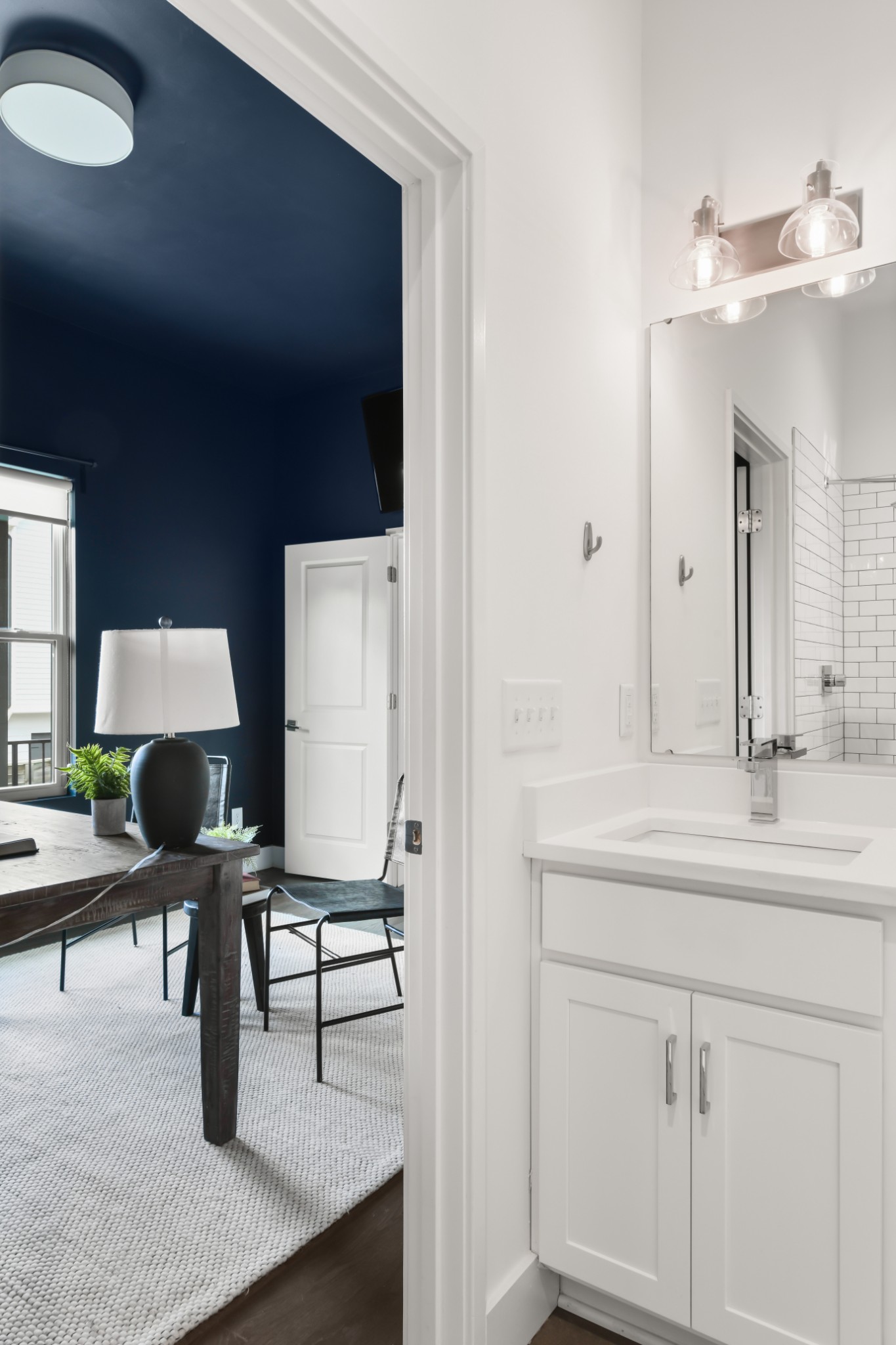 643 Vernon Ave Unit: 2
