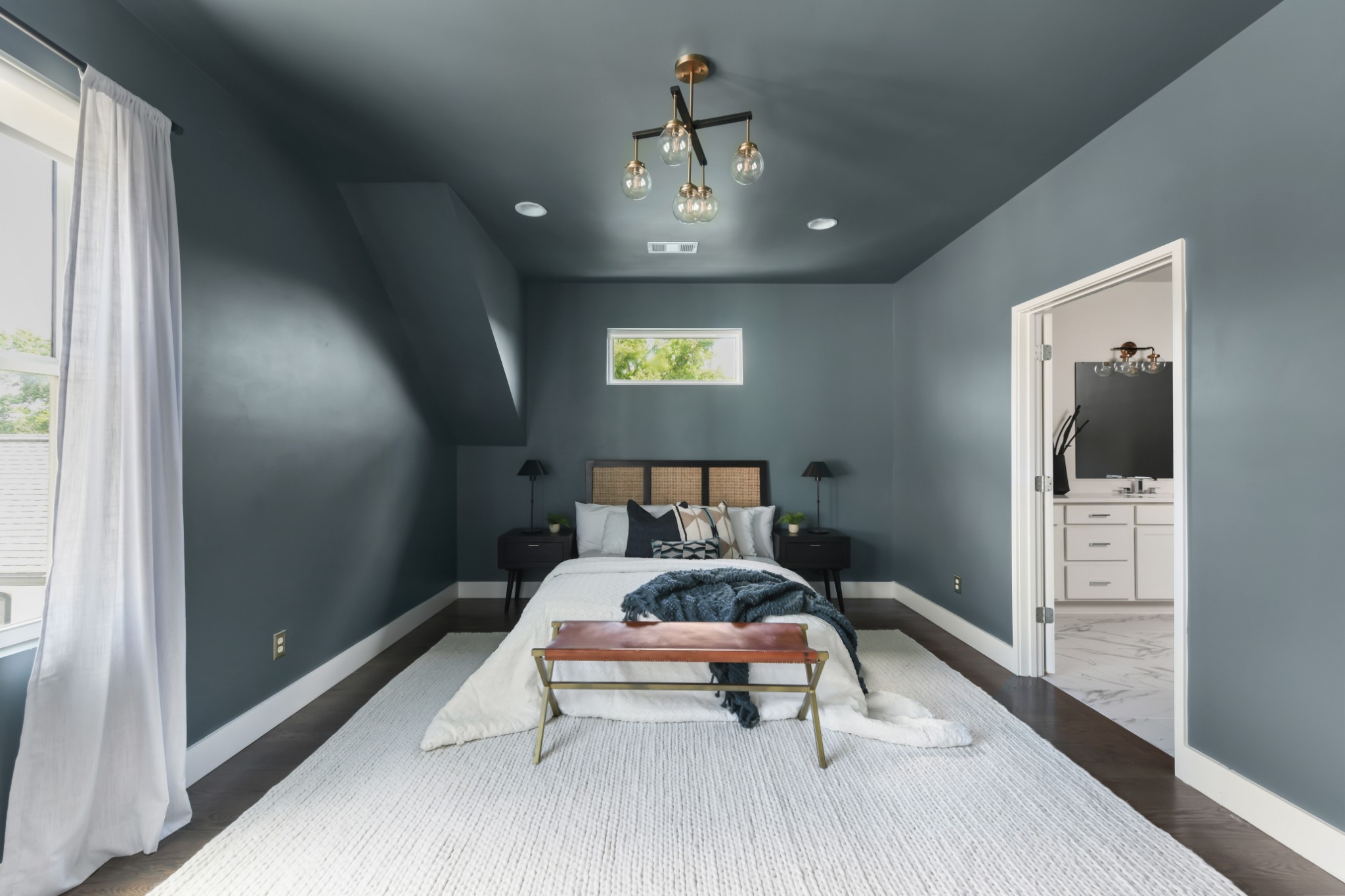643 Vernon Ave Unit: 2