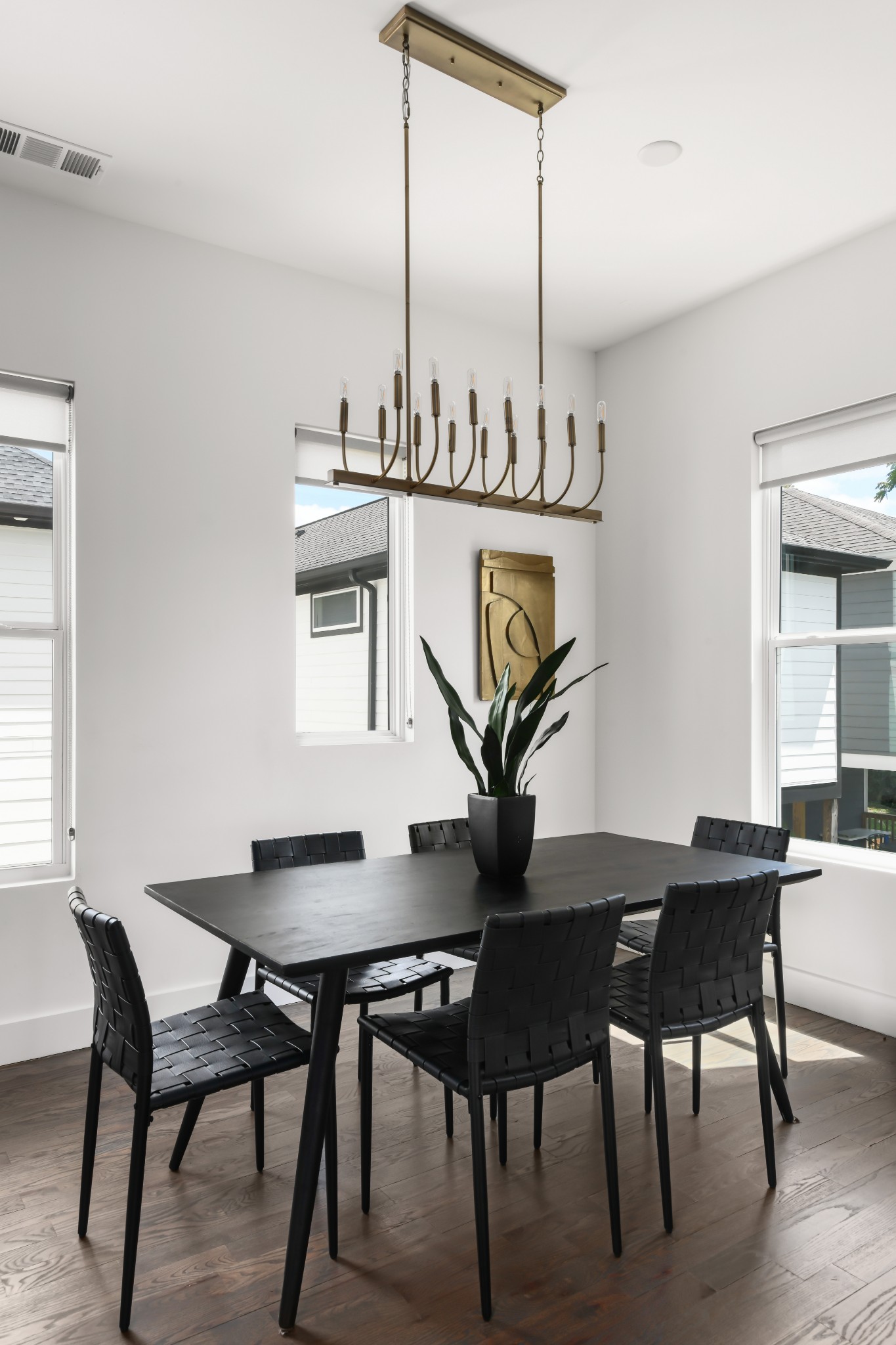 643 Vernon Ave Unit: 2