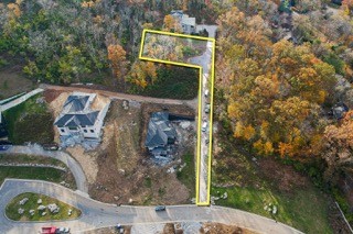 5833 Woodland Hills Dr