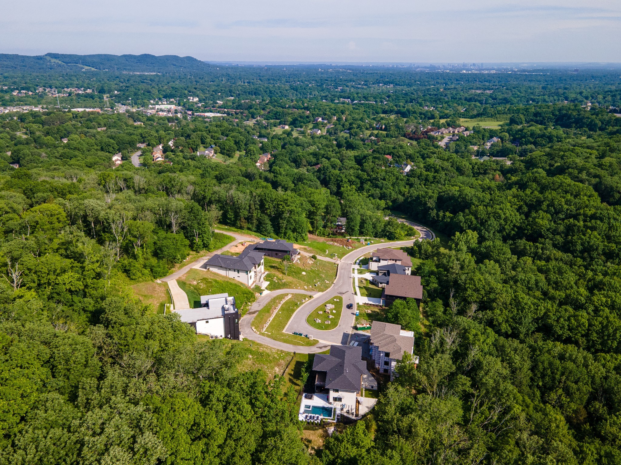 5833 Woodland Hills Dr