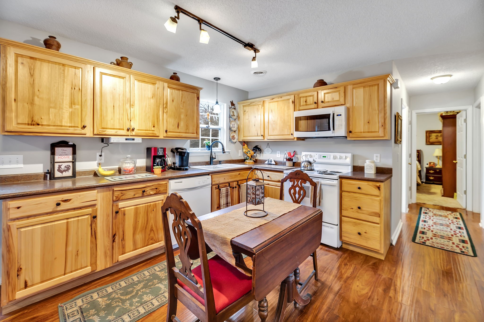 410 Meadowview Drive
