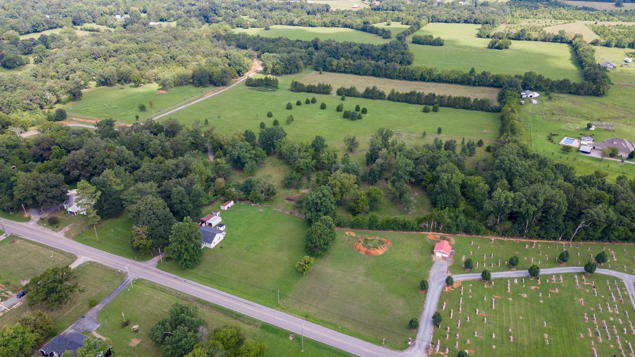 4899 Woodbury Pike
