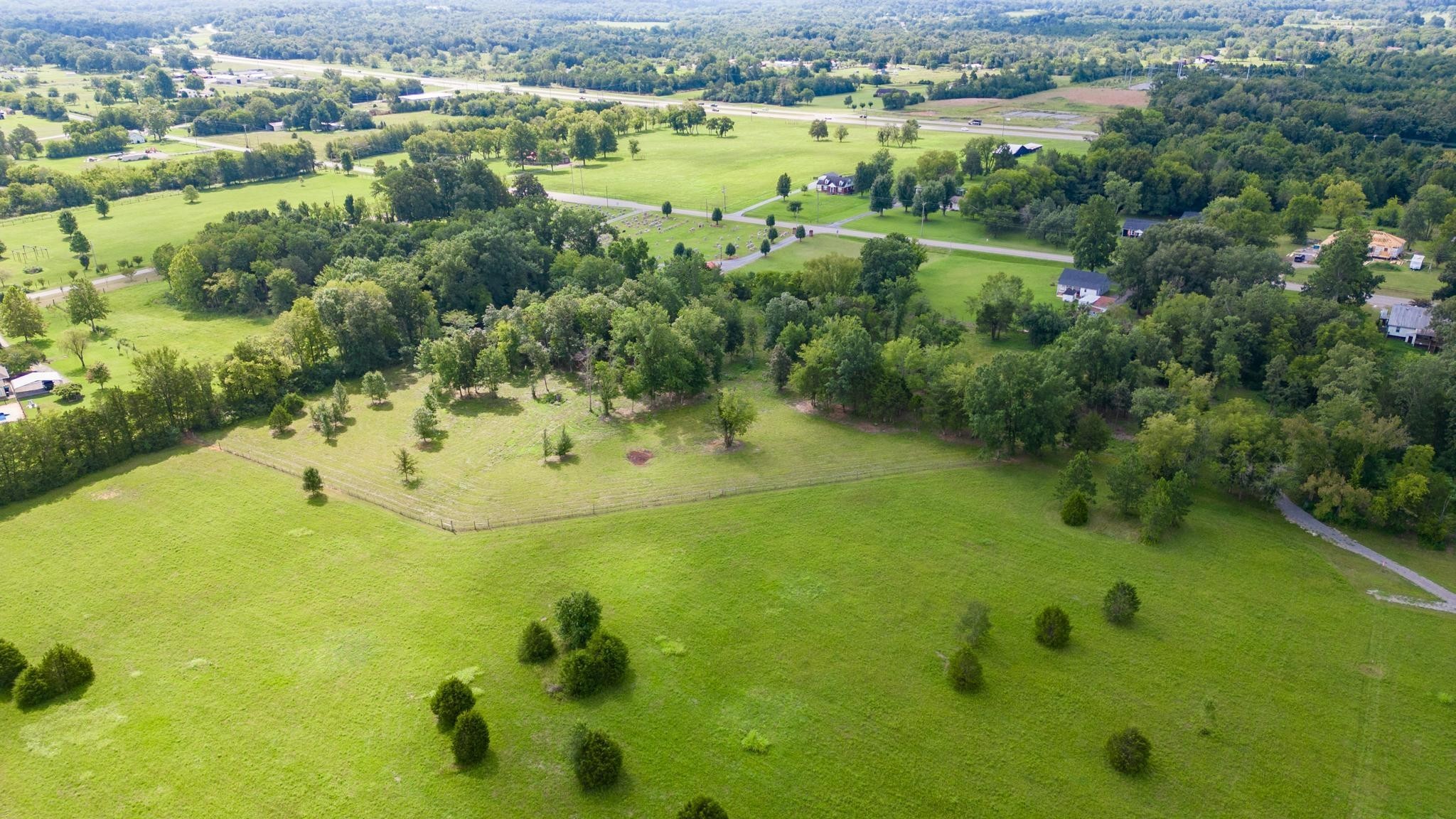 4899 Woodbury Pike