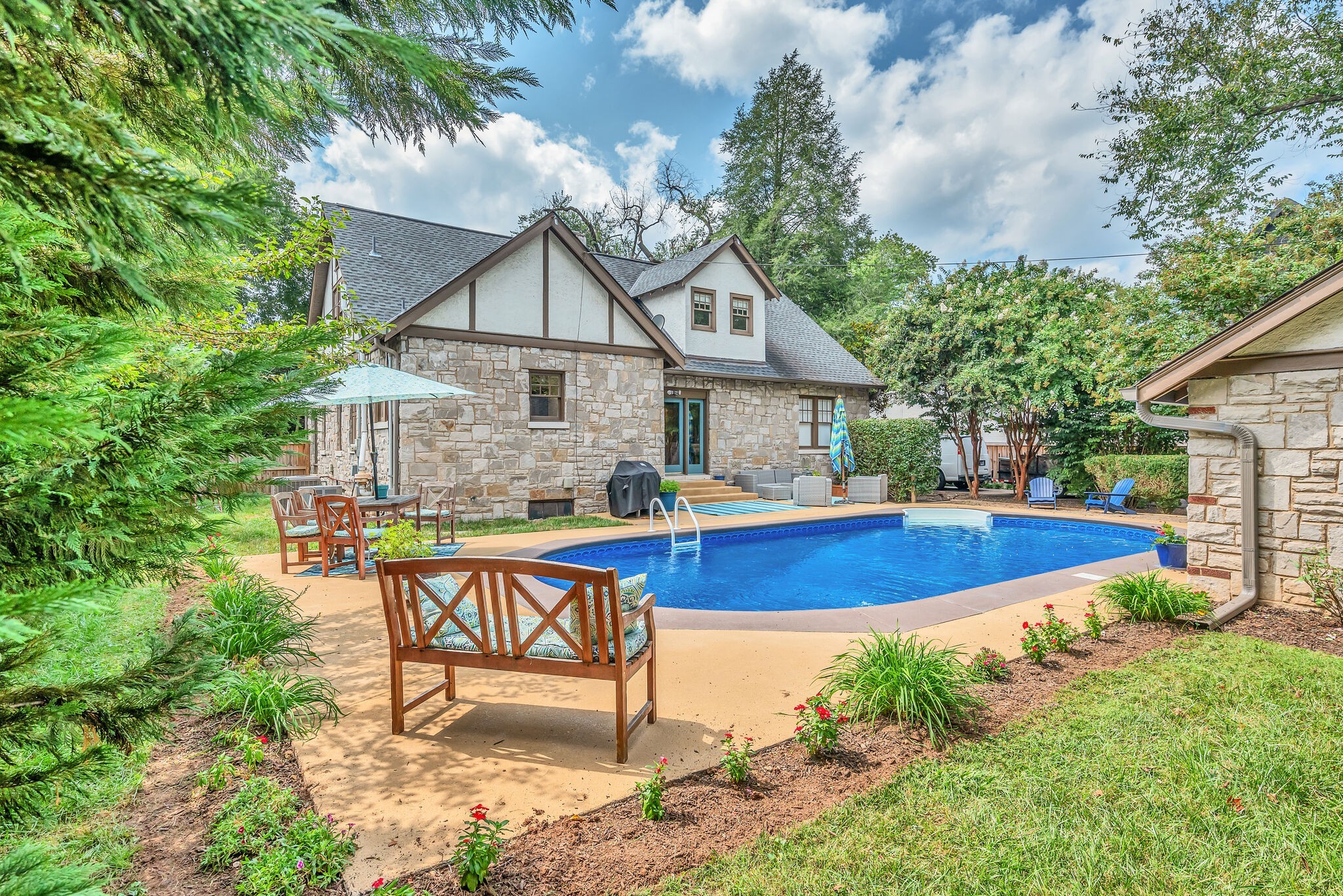178 Woodmont Blvd