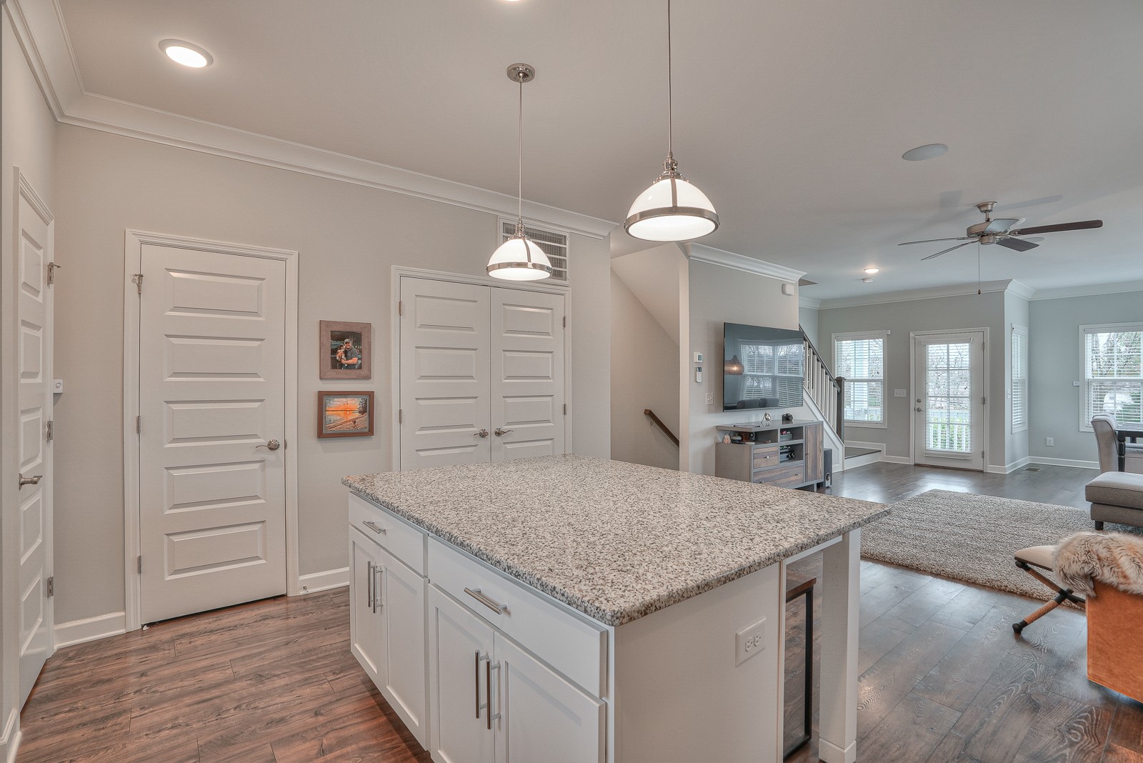 736 Bellevue Rd