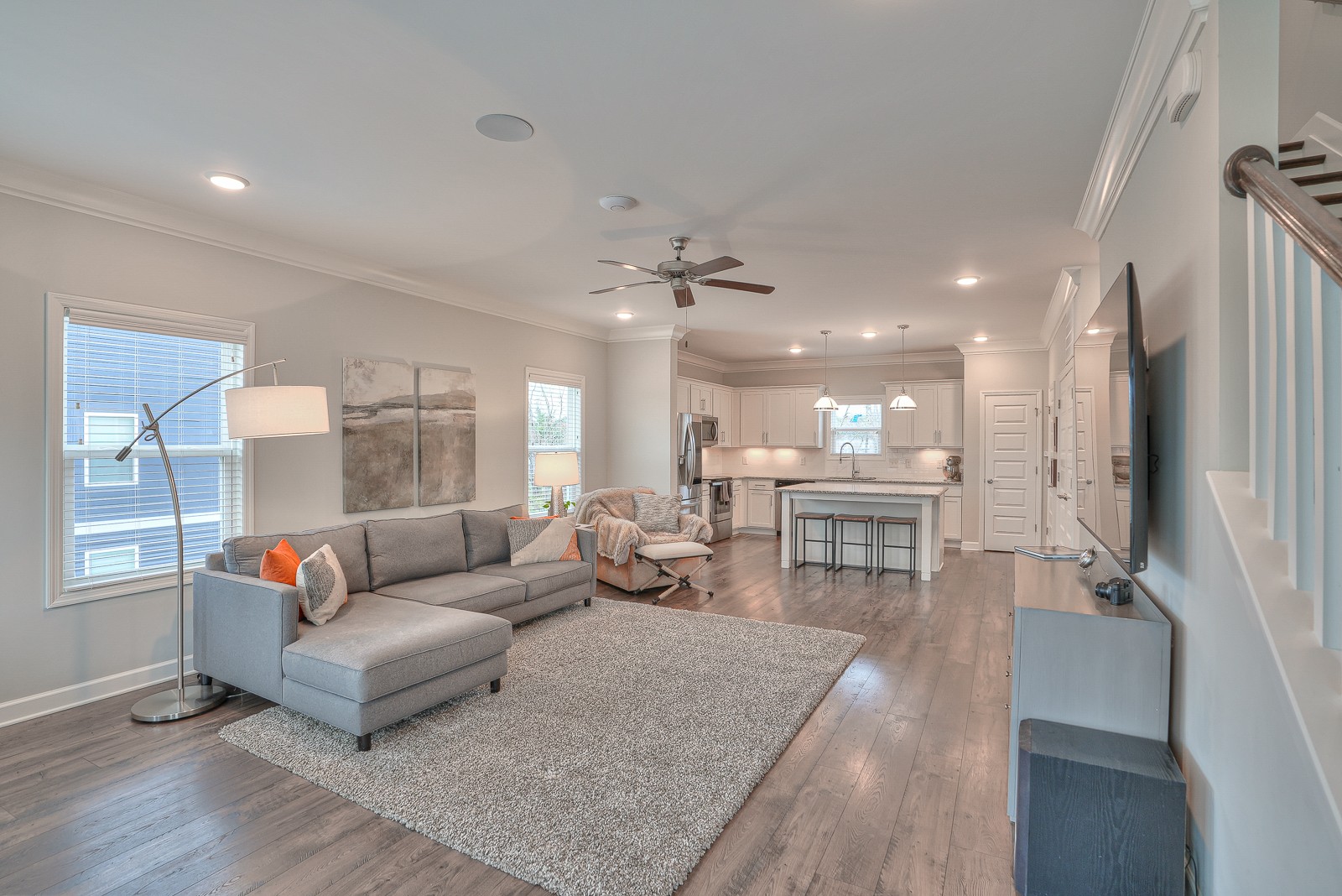736 Bellevue Rd