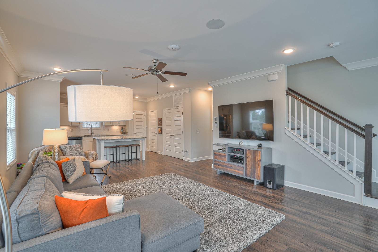 736 Bellevue Rd