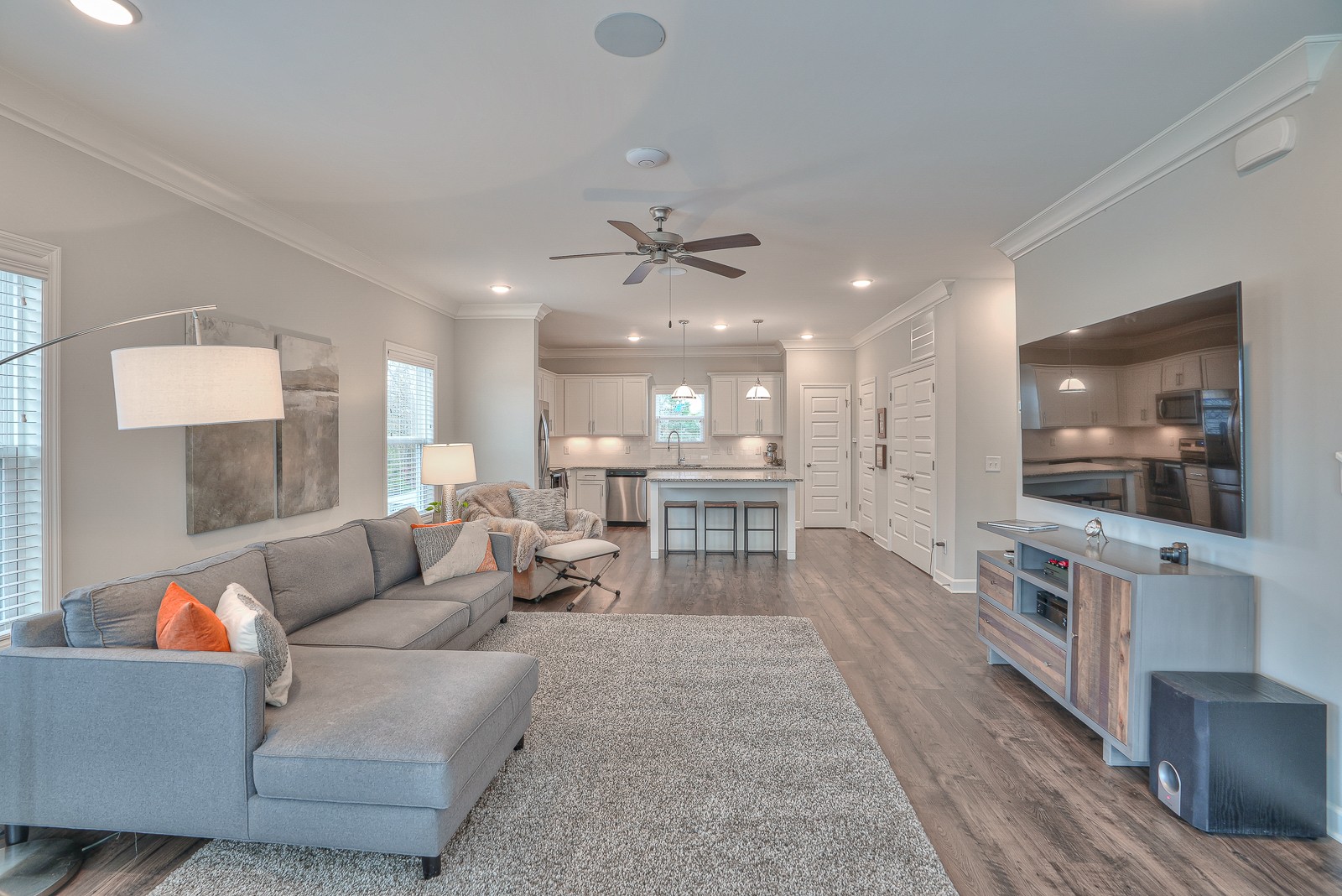 736 Bellevue Rd