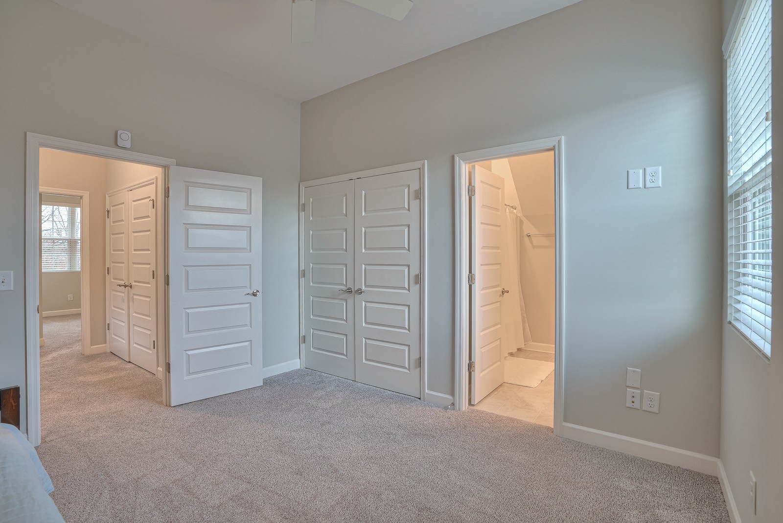 736 Bellevue Rd