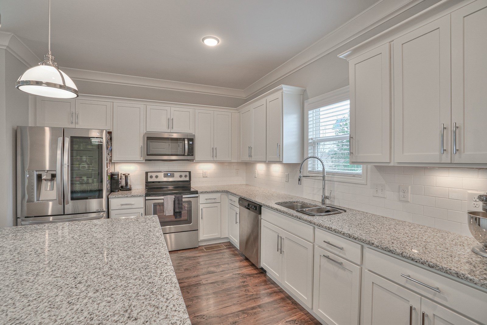 736 Bellevue Rd