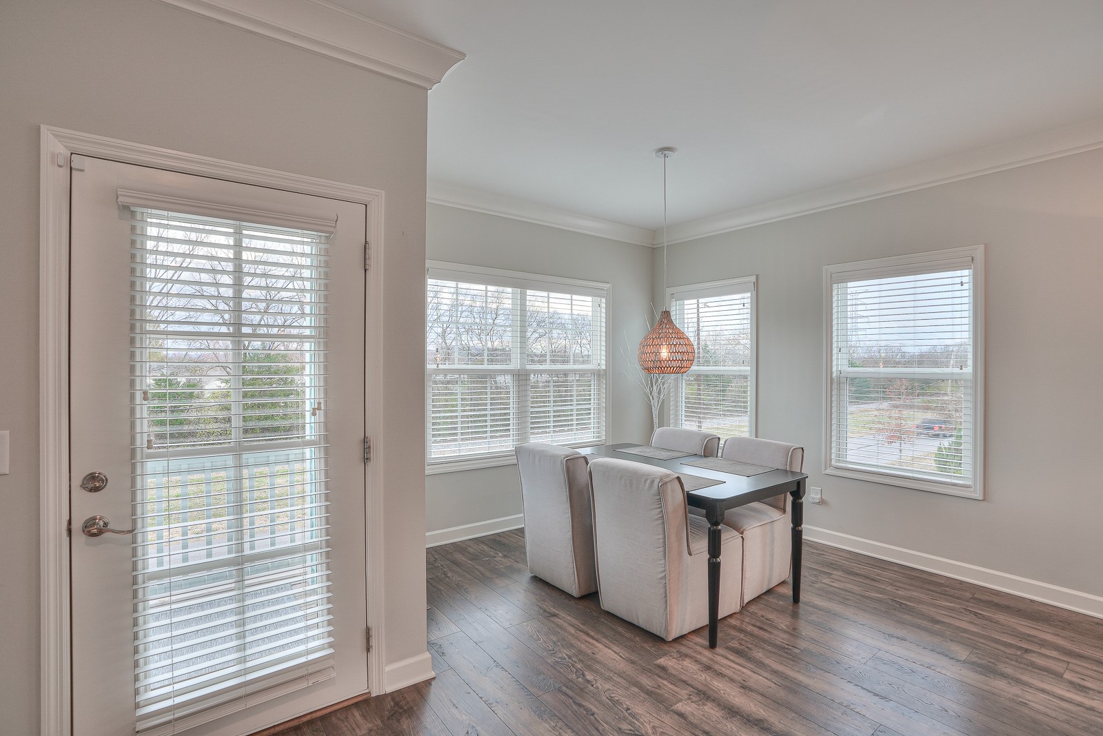 736 Bellevue Rd