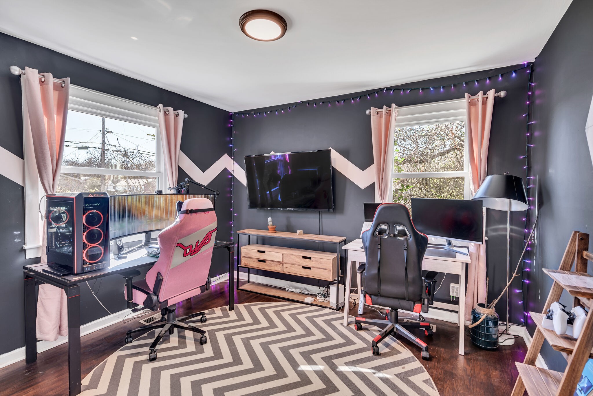 2405 Cooper Ln