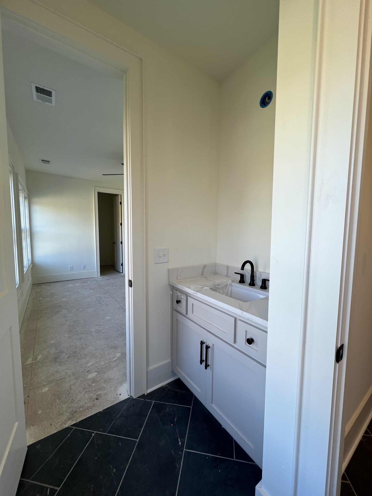 220 Breckenridge Glen Dr