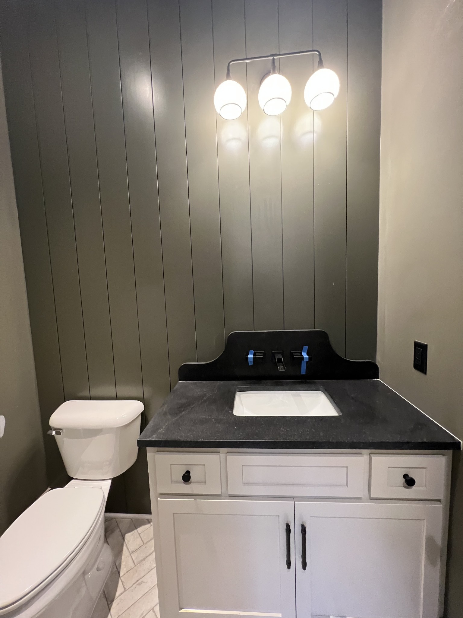 220 Breckenridge Glen Dr