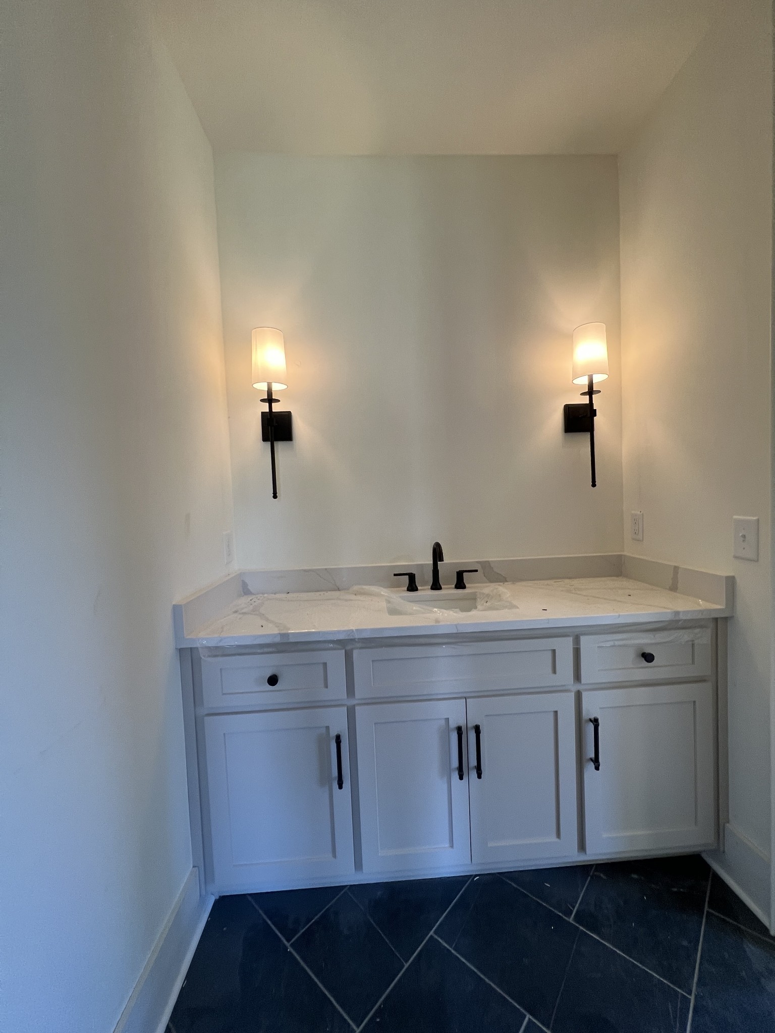 220 Breckenridge Glen Dr