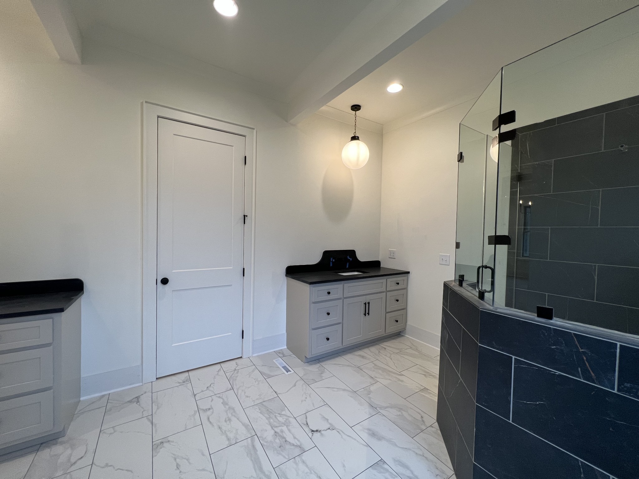 220 Breckenridge Glen Dr