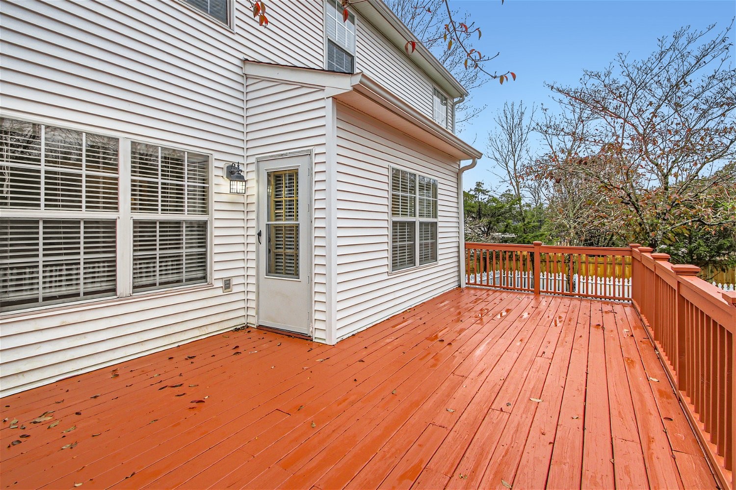711 Bob White Ct