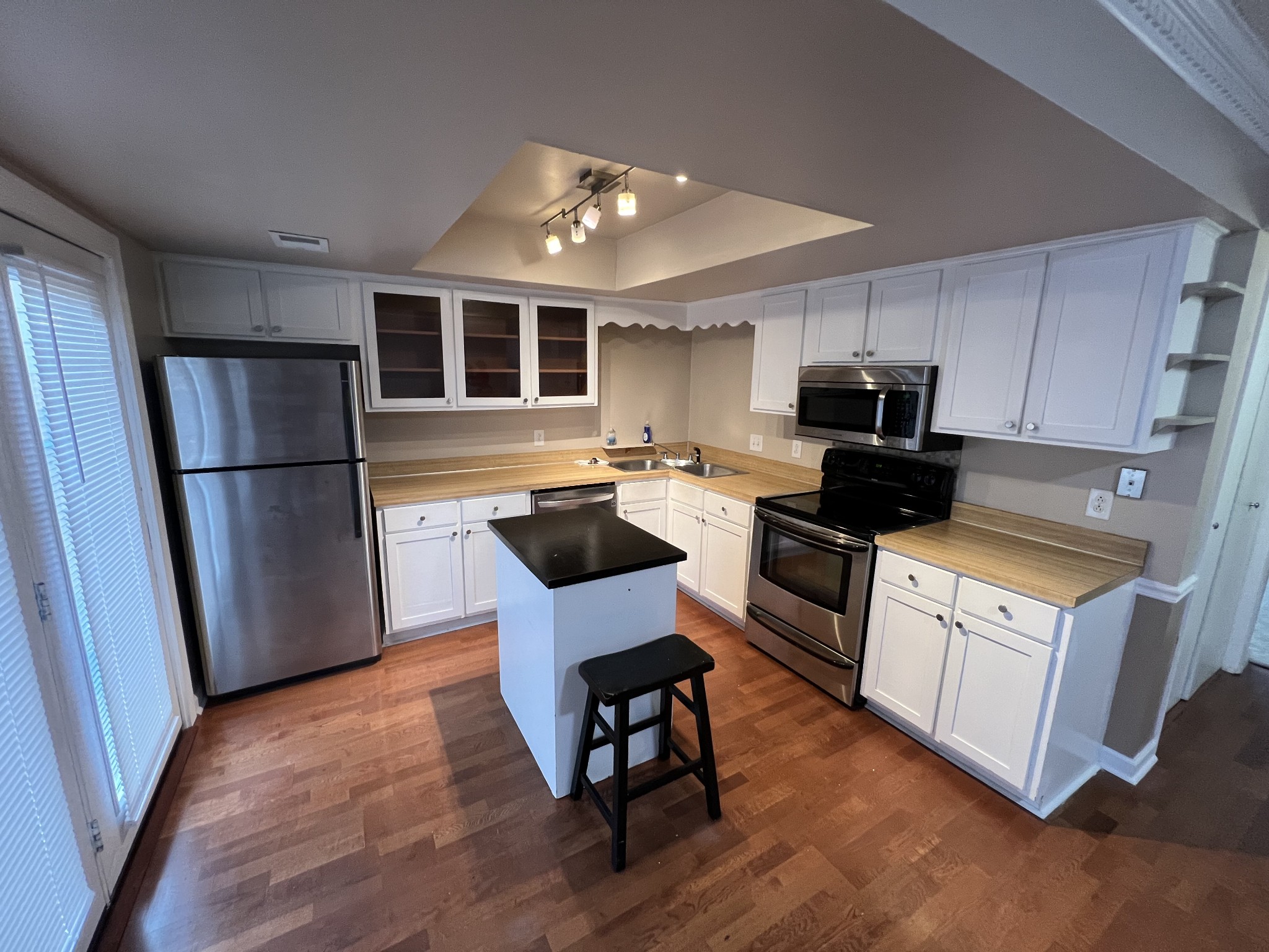 5600 Country Dr Unit: 309