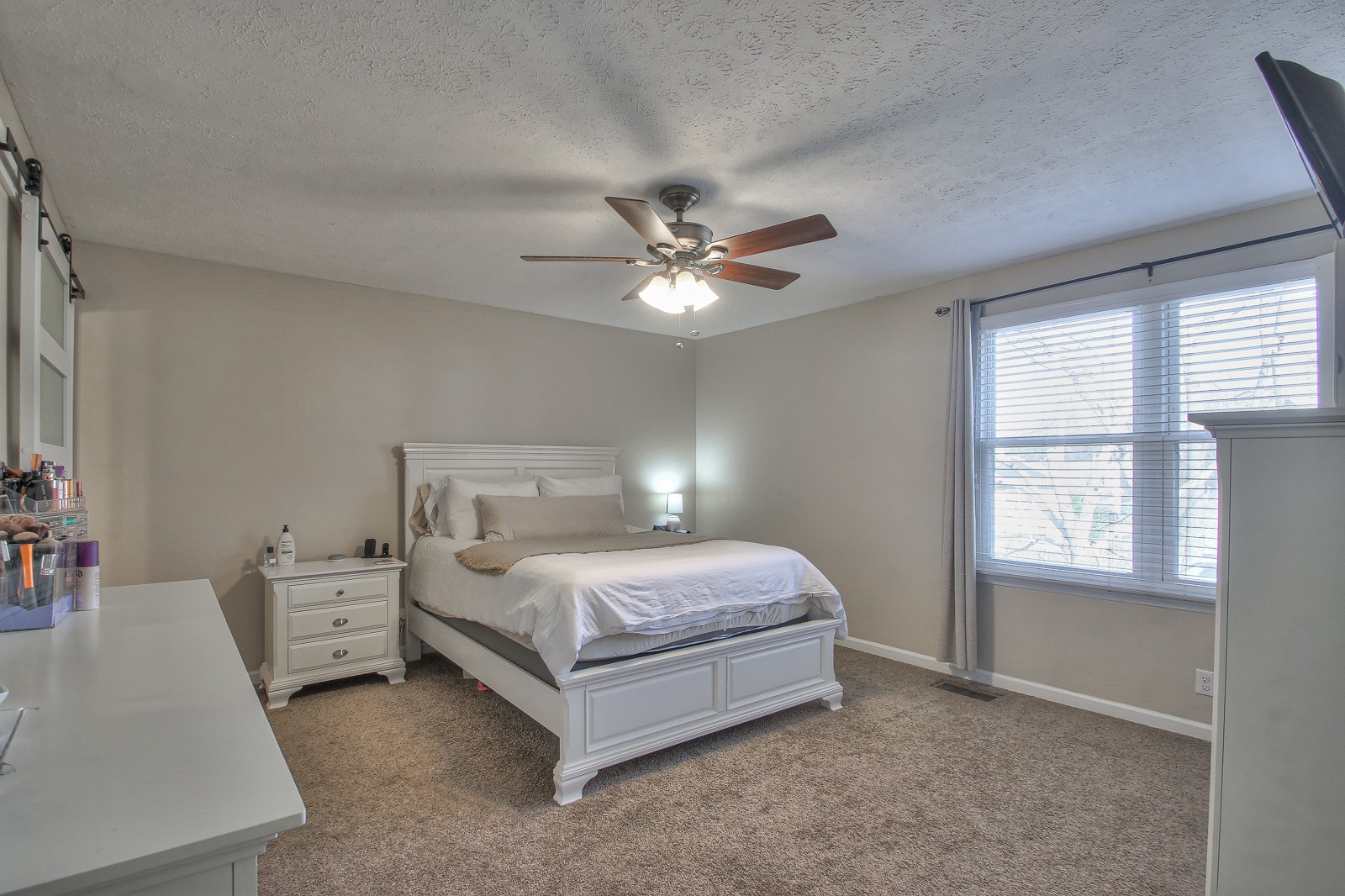 1205 Timber Valley Dr