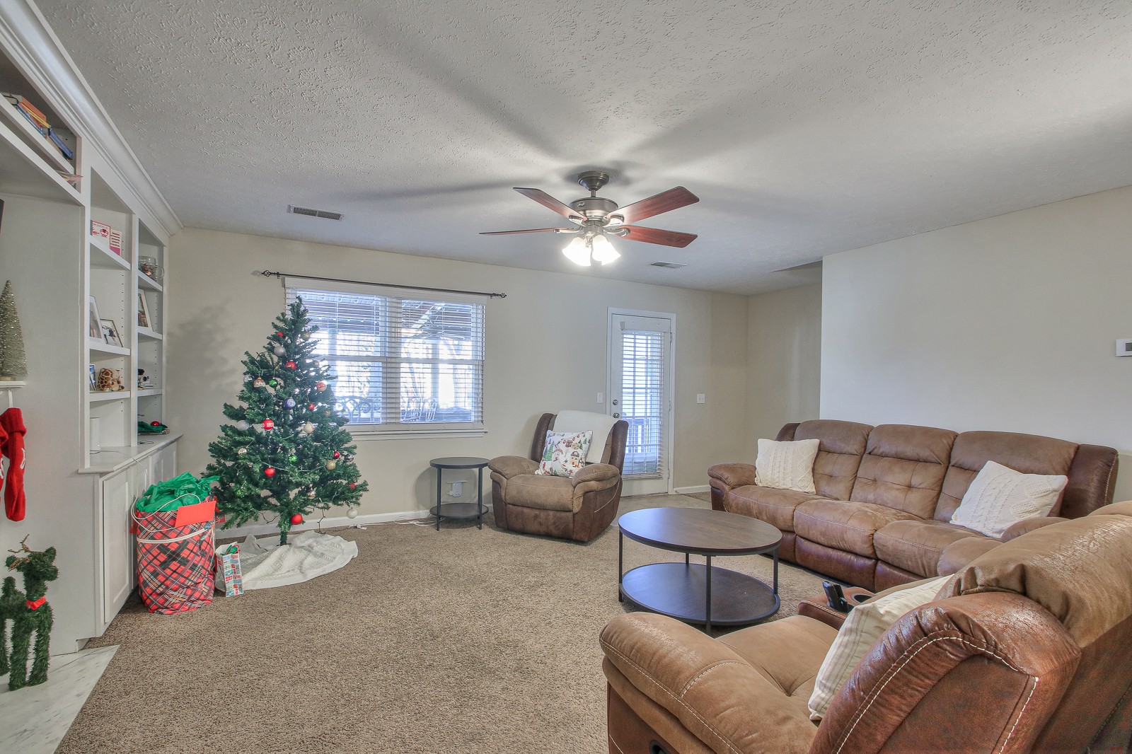 1205 Timber Valley Dr