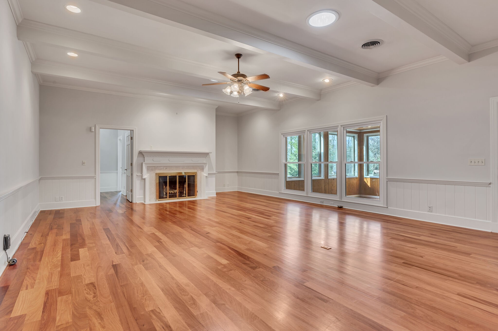 511 Woodmore Dr