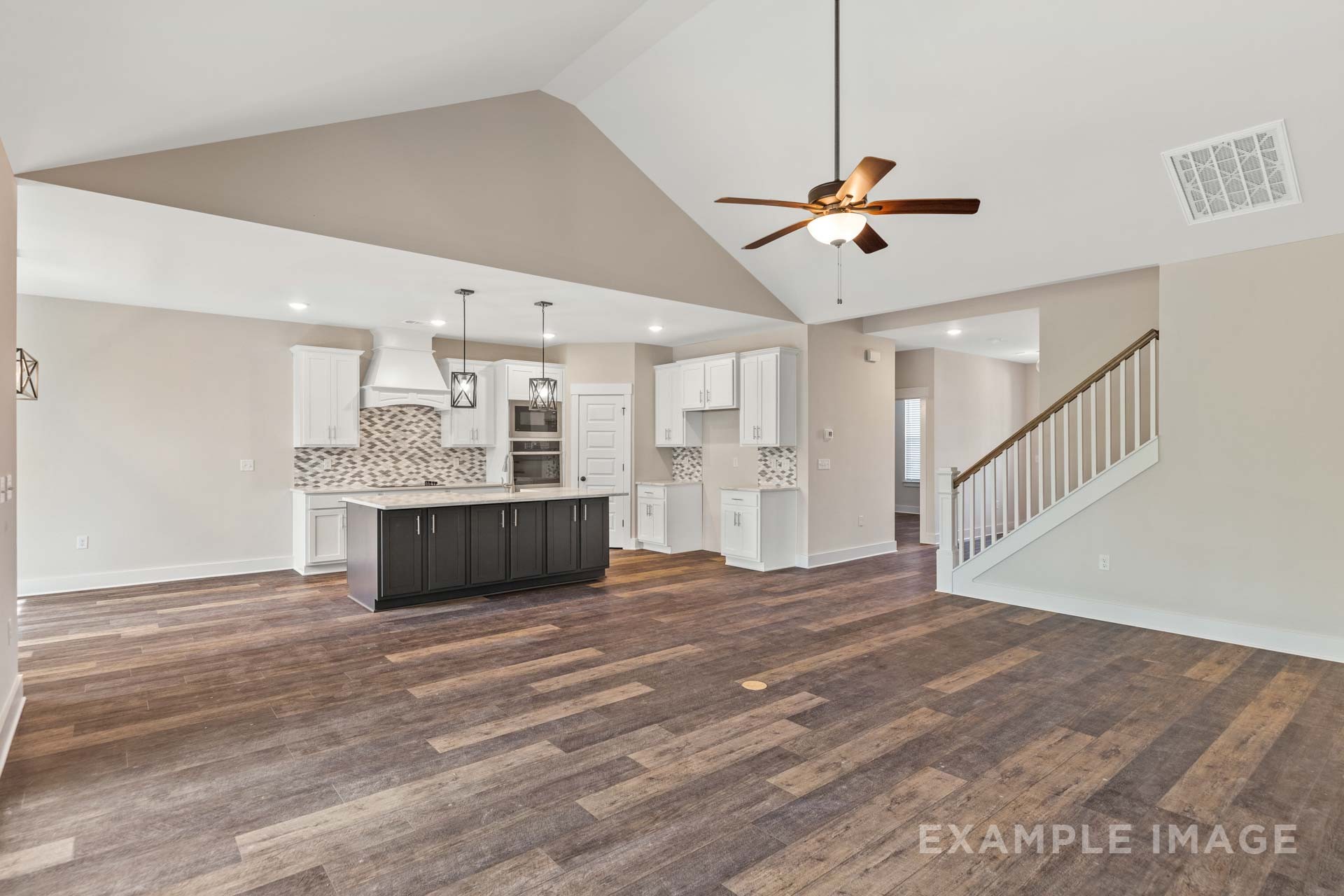 2933 Woodcrest Drive