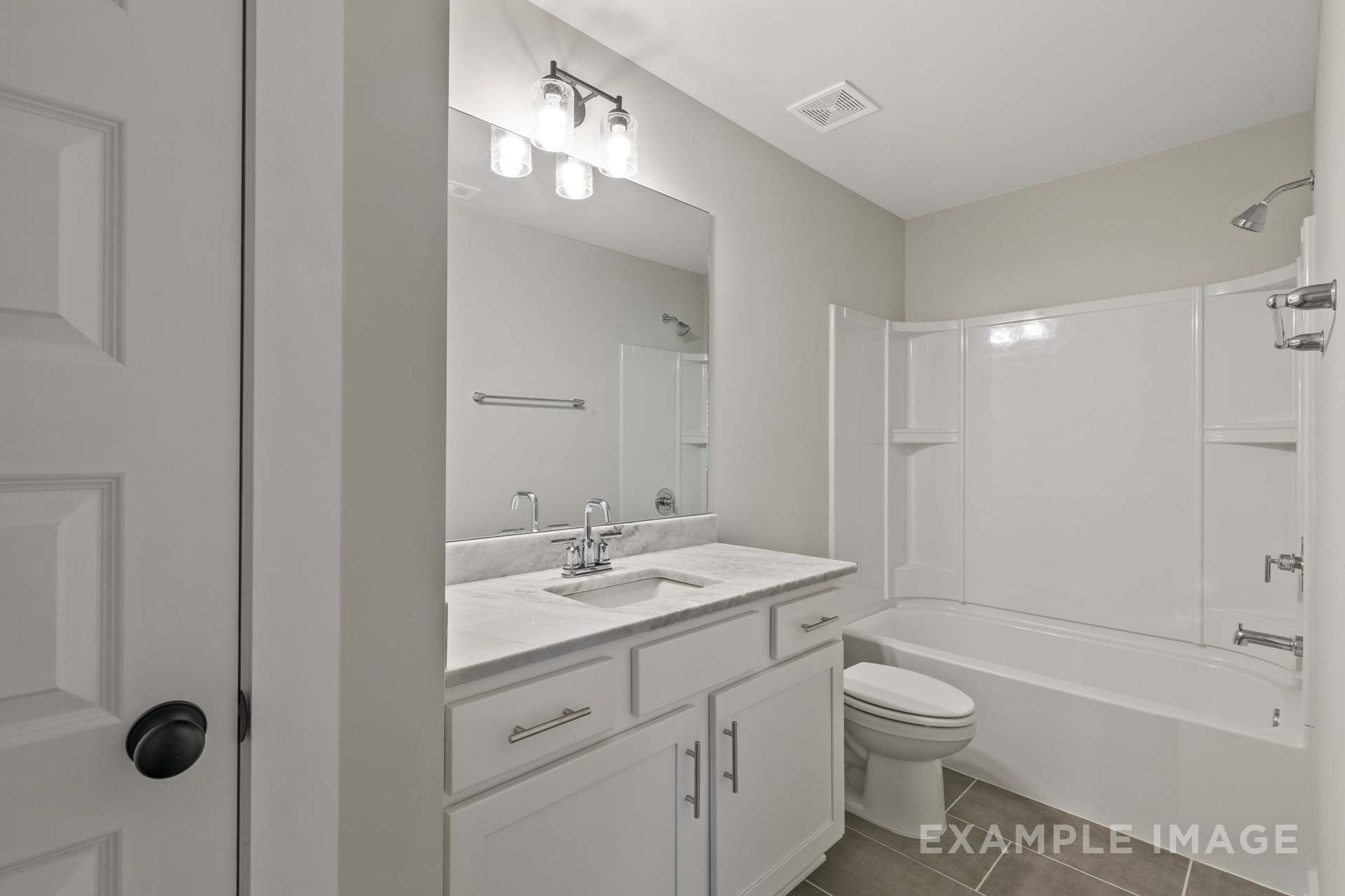 2933 Woodcrest Drive