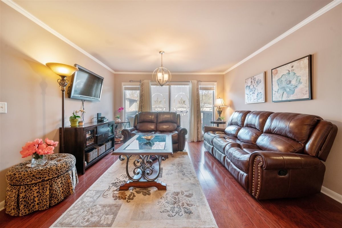 21 Vaughns Gap Rd Unit: 61