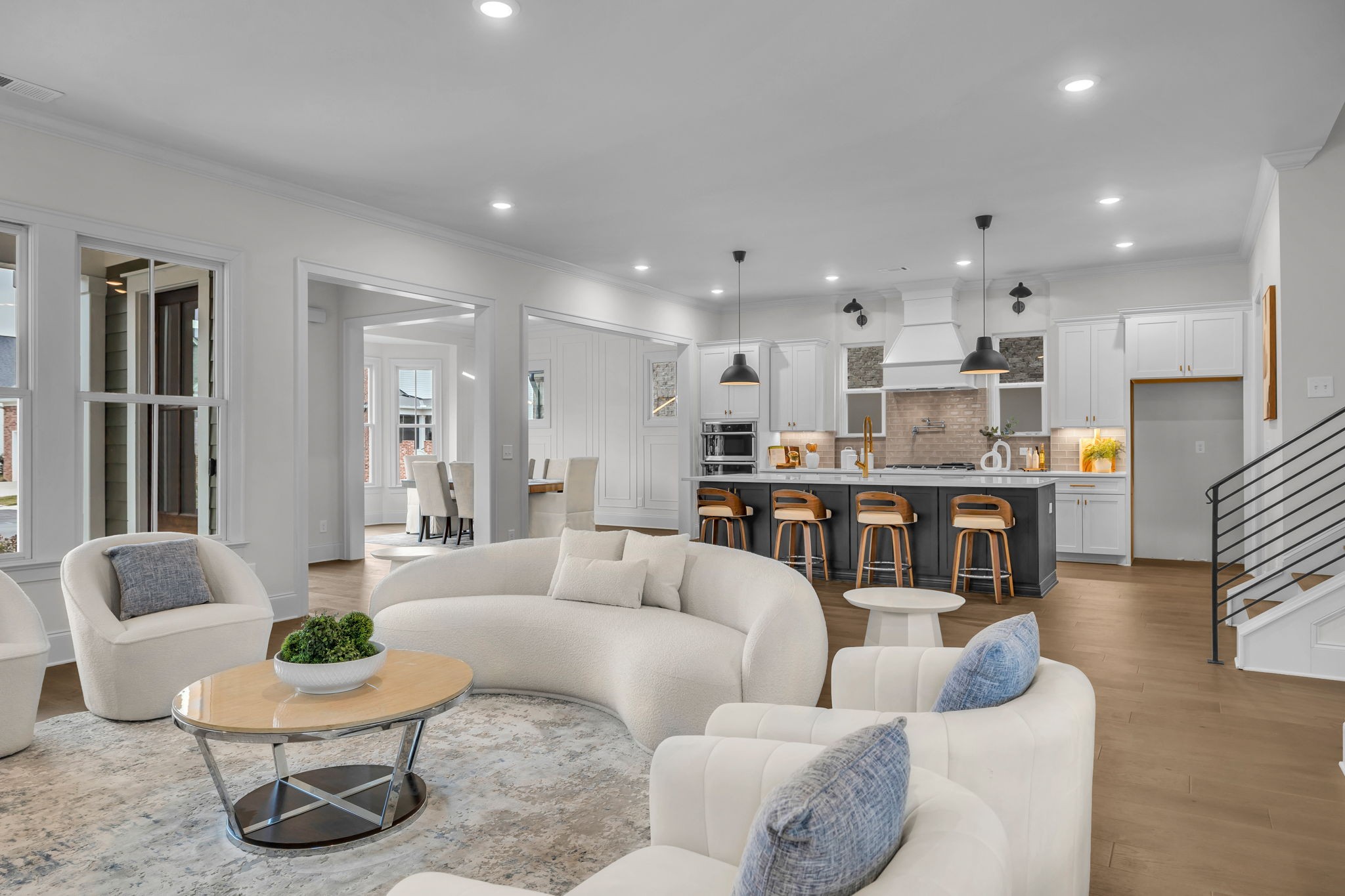 311 Stephens Valley Blvd