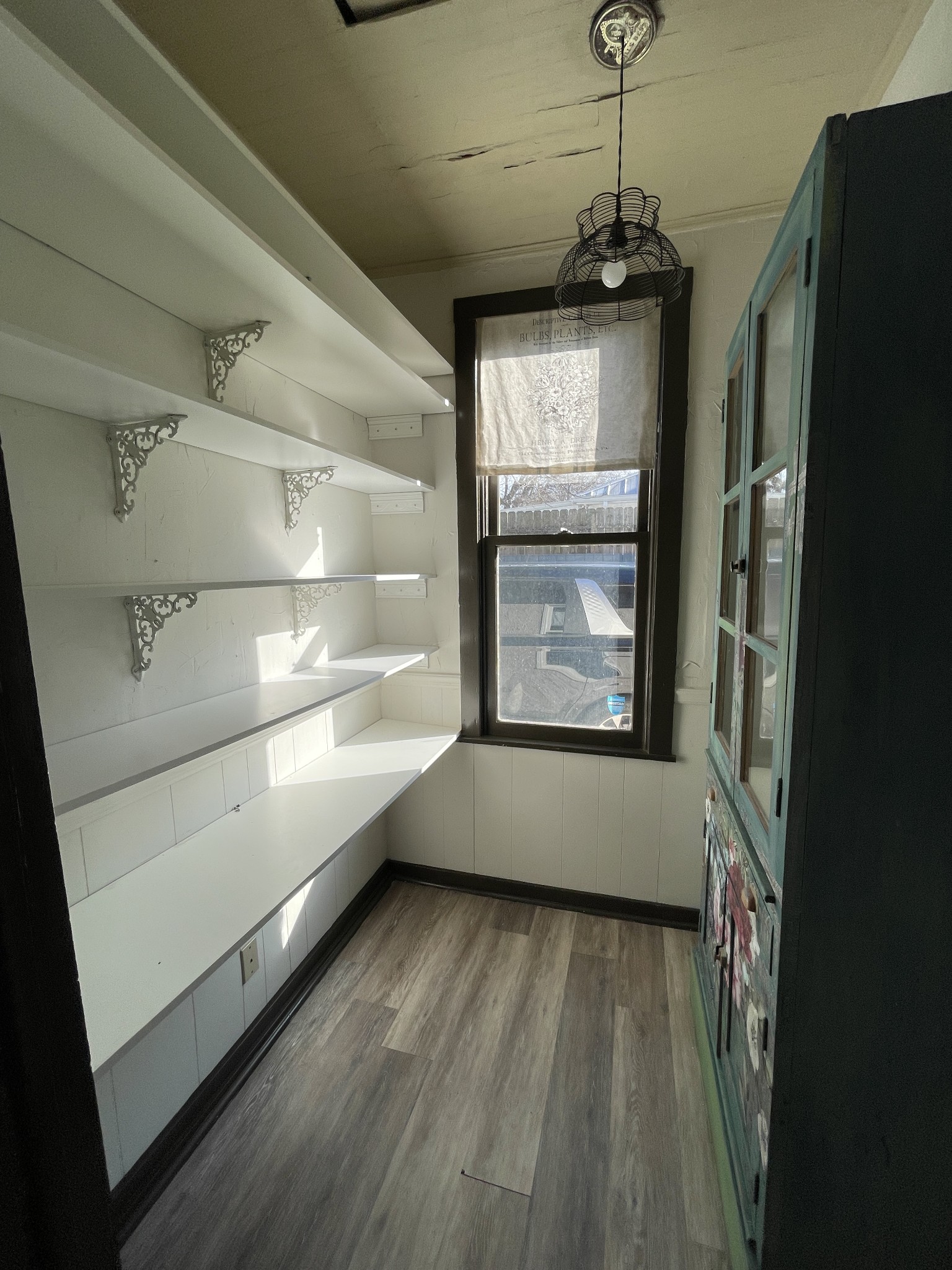 321 E Lytle St