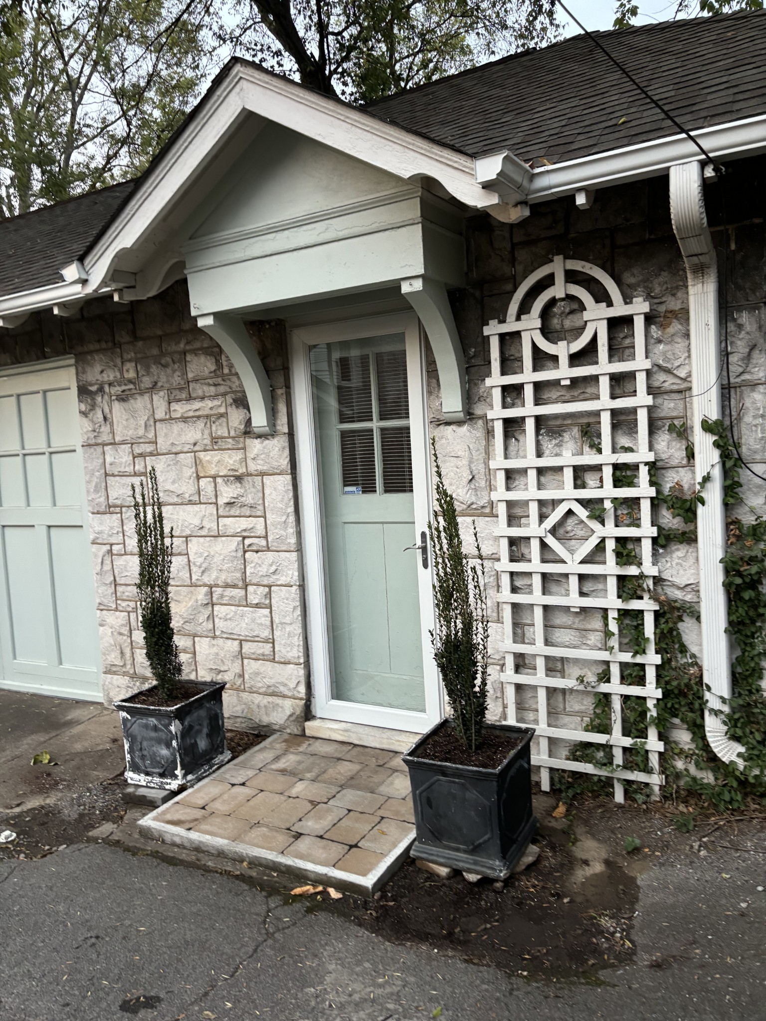 206 Elmington Ave Unit: C