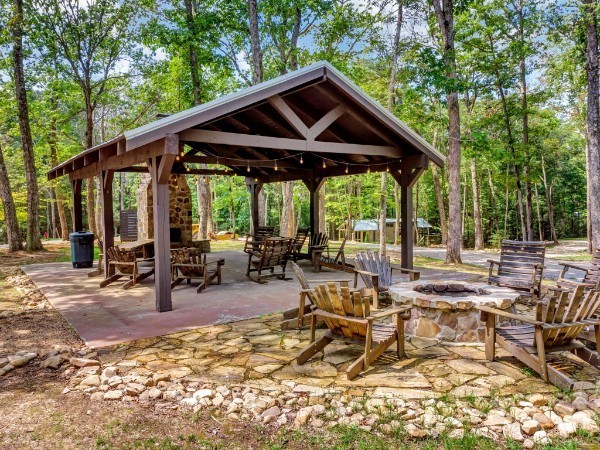 135 Deer Lick Trail