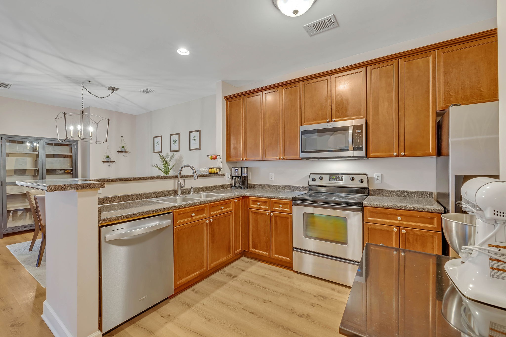 7221 Althorp Way Unit: 1