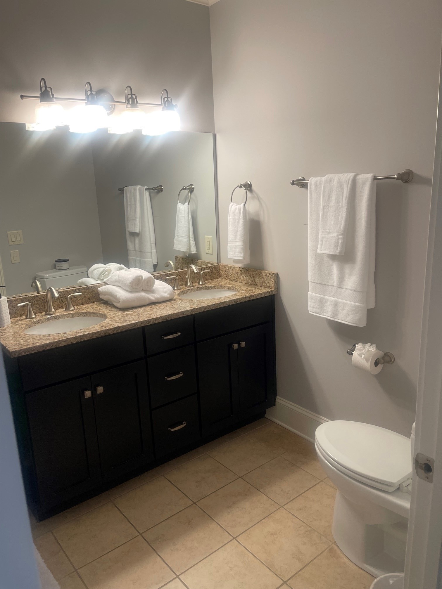 1010 16th Ave, S Unit: 207