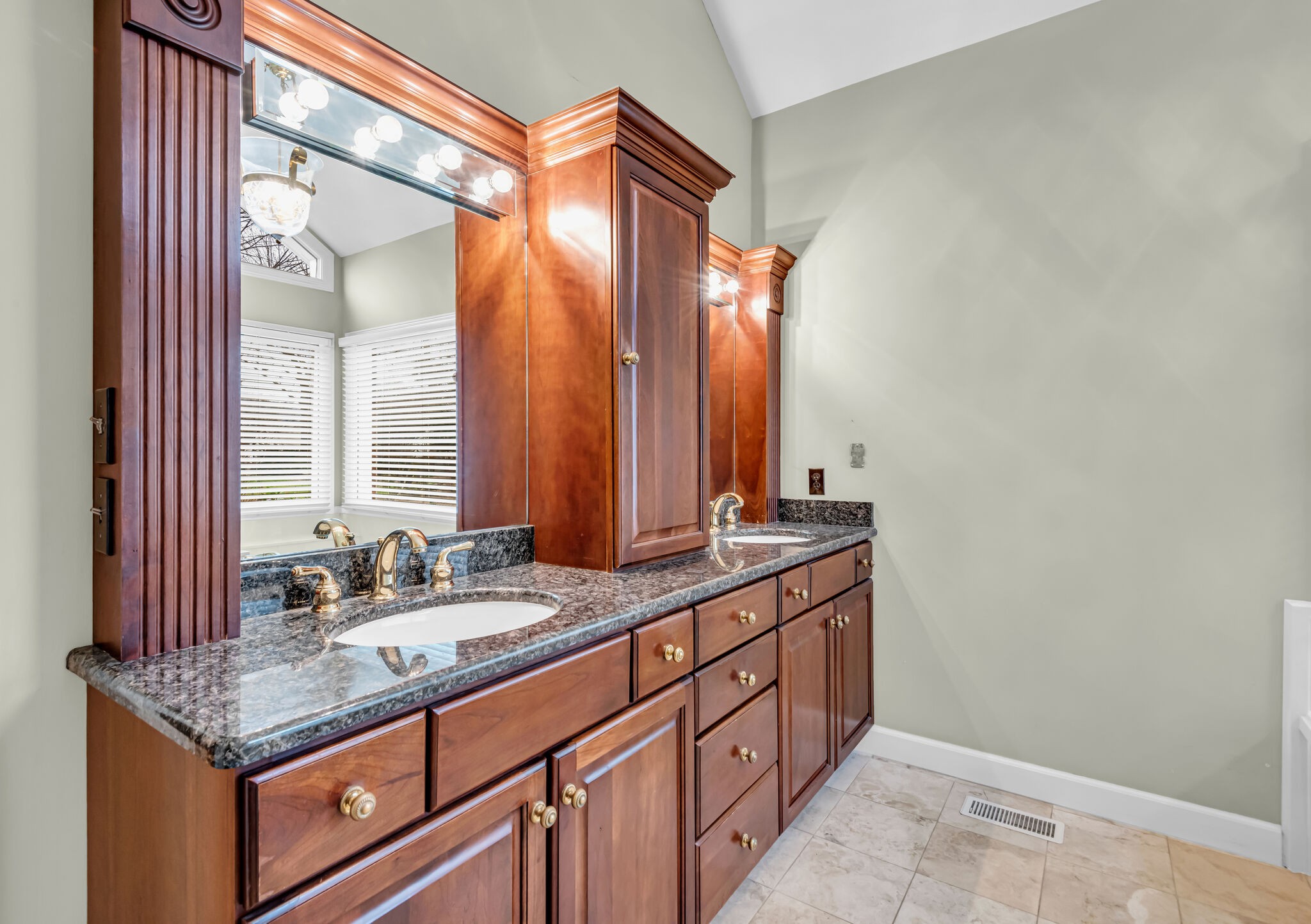 5605 Hearthstone Lane