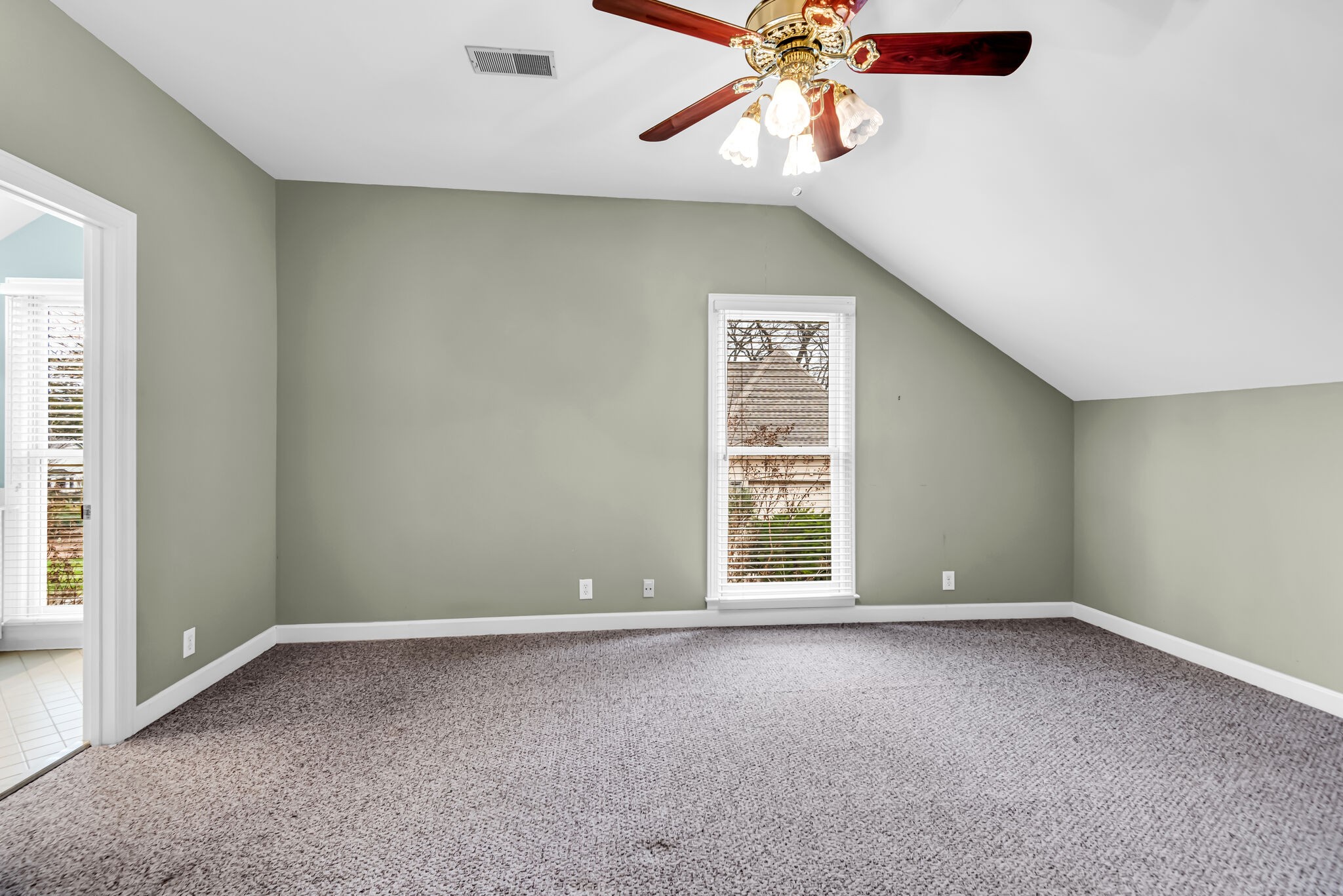 5605 Hearthstone Lane
