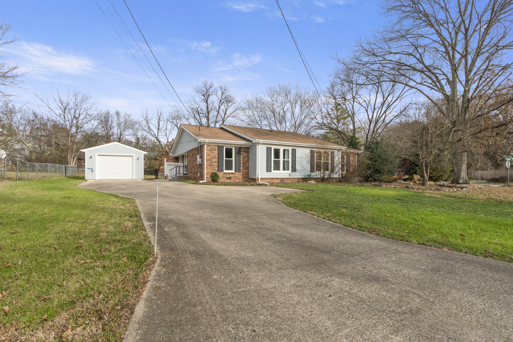 3198 Trails End Ln