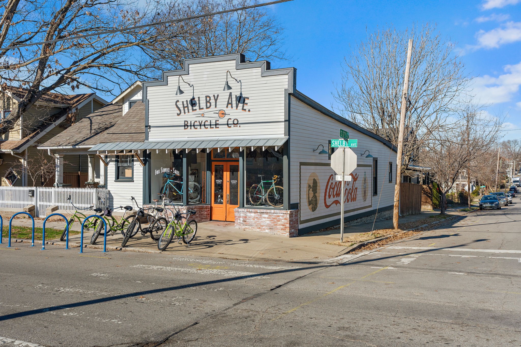 1621 Long Ave