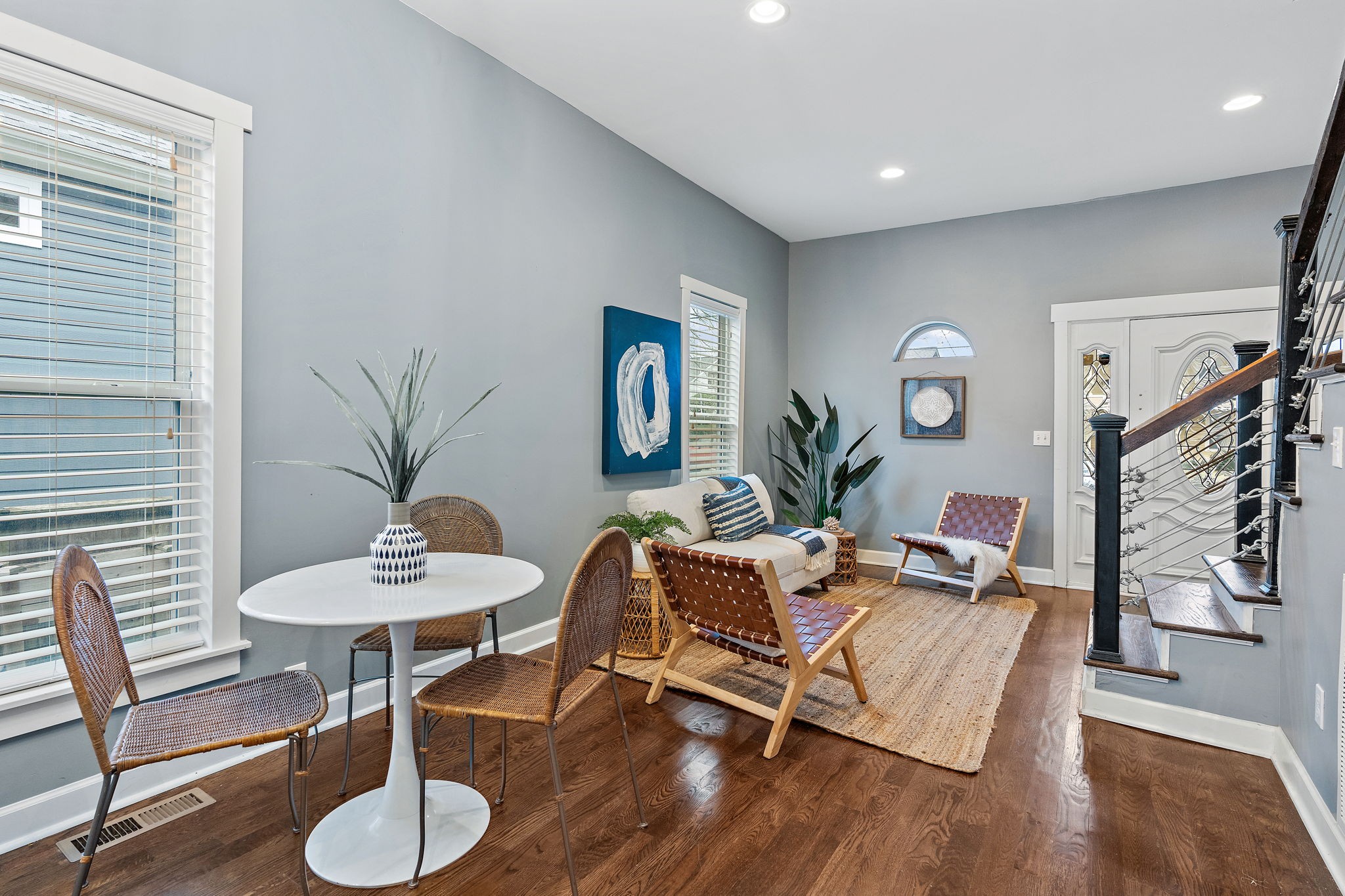 1621 Long Ave