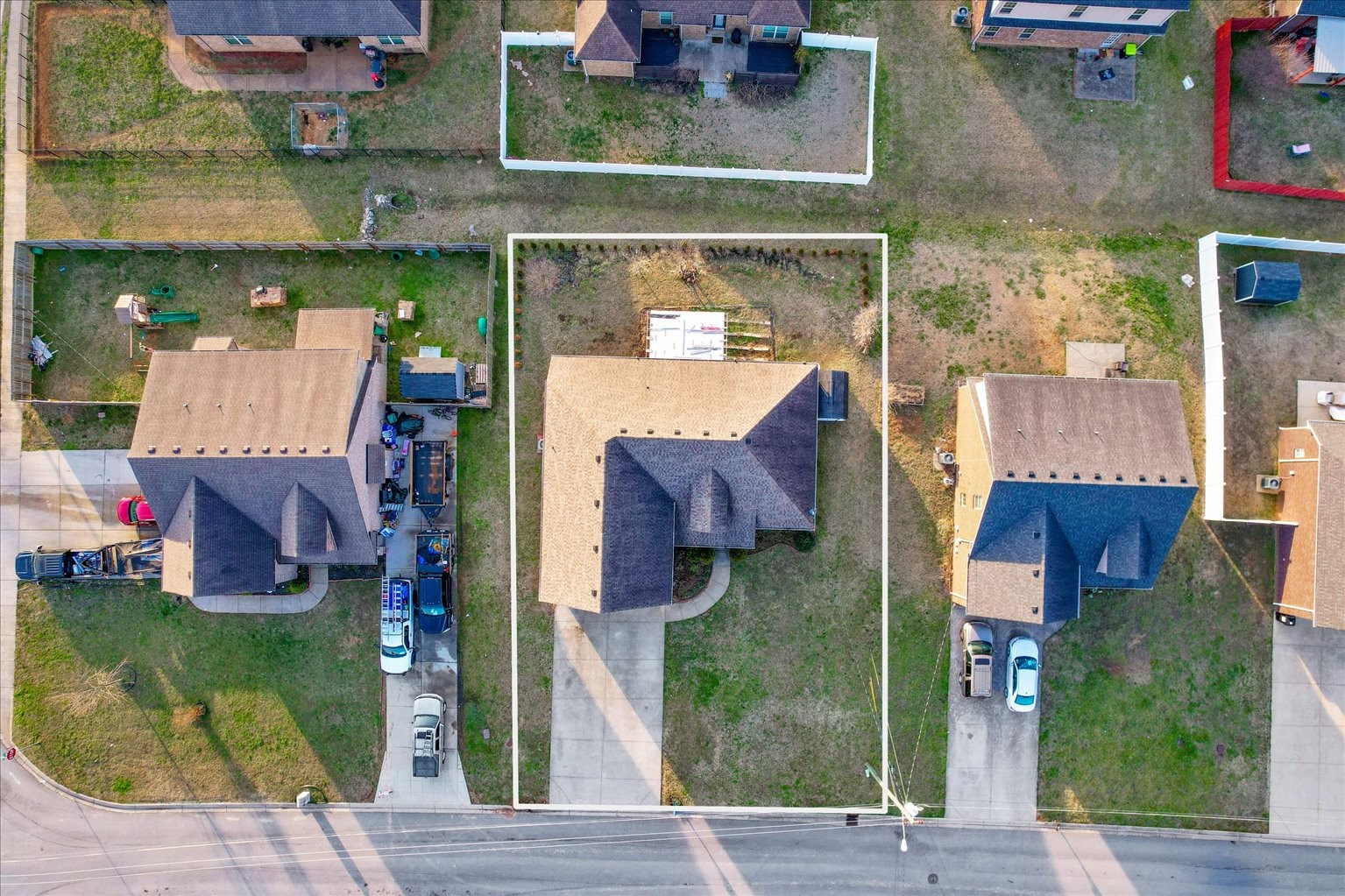 303 Janie St