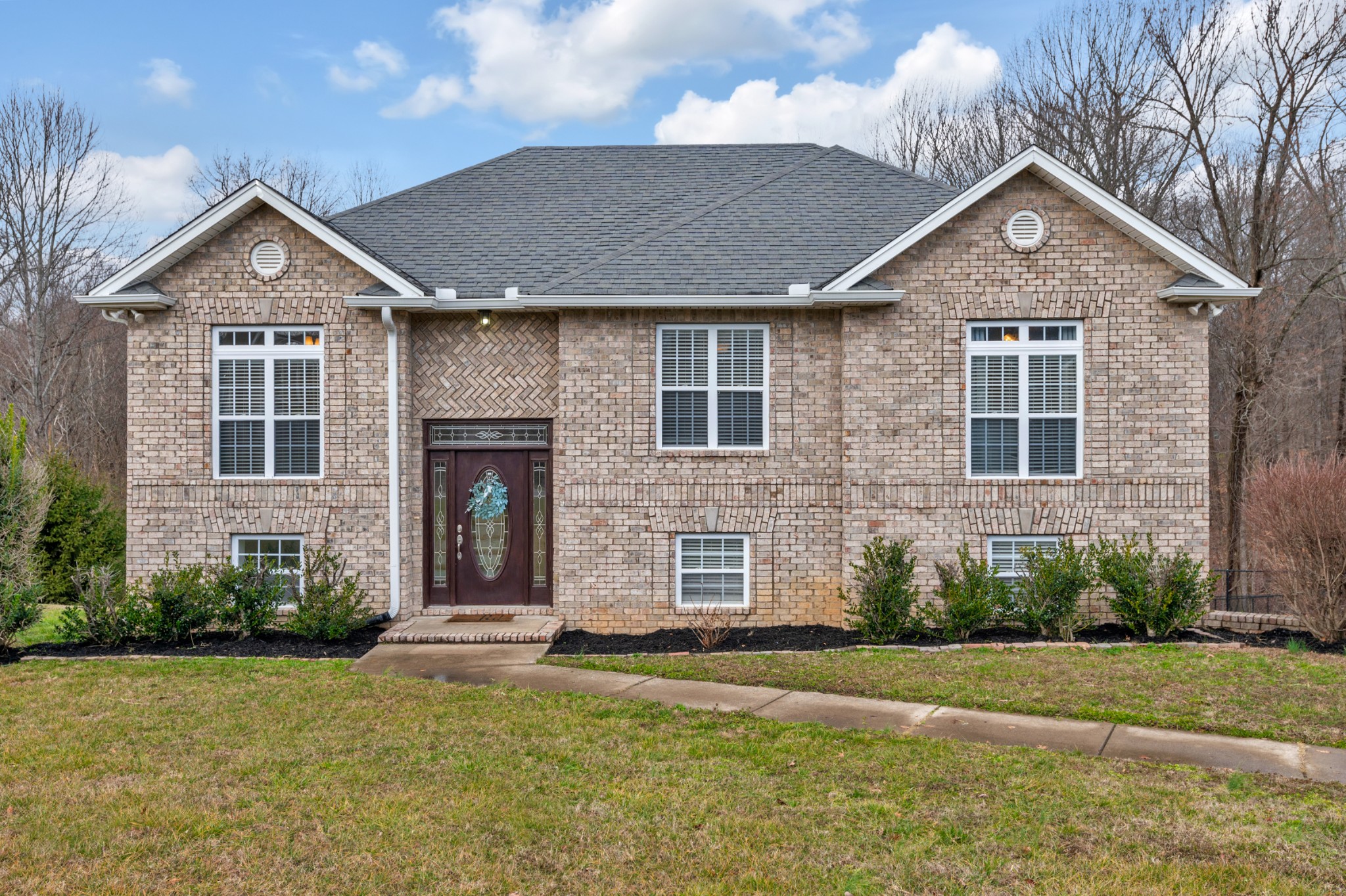 1350 Grassland Dr