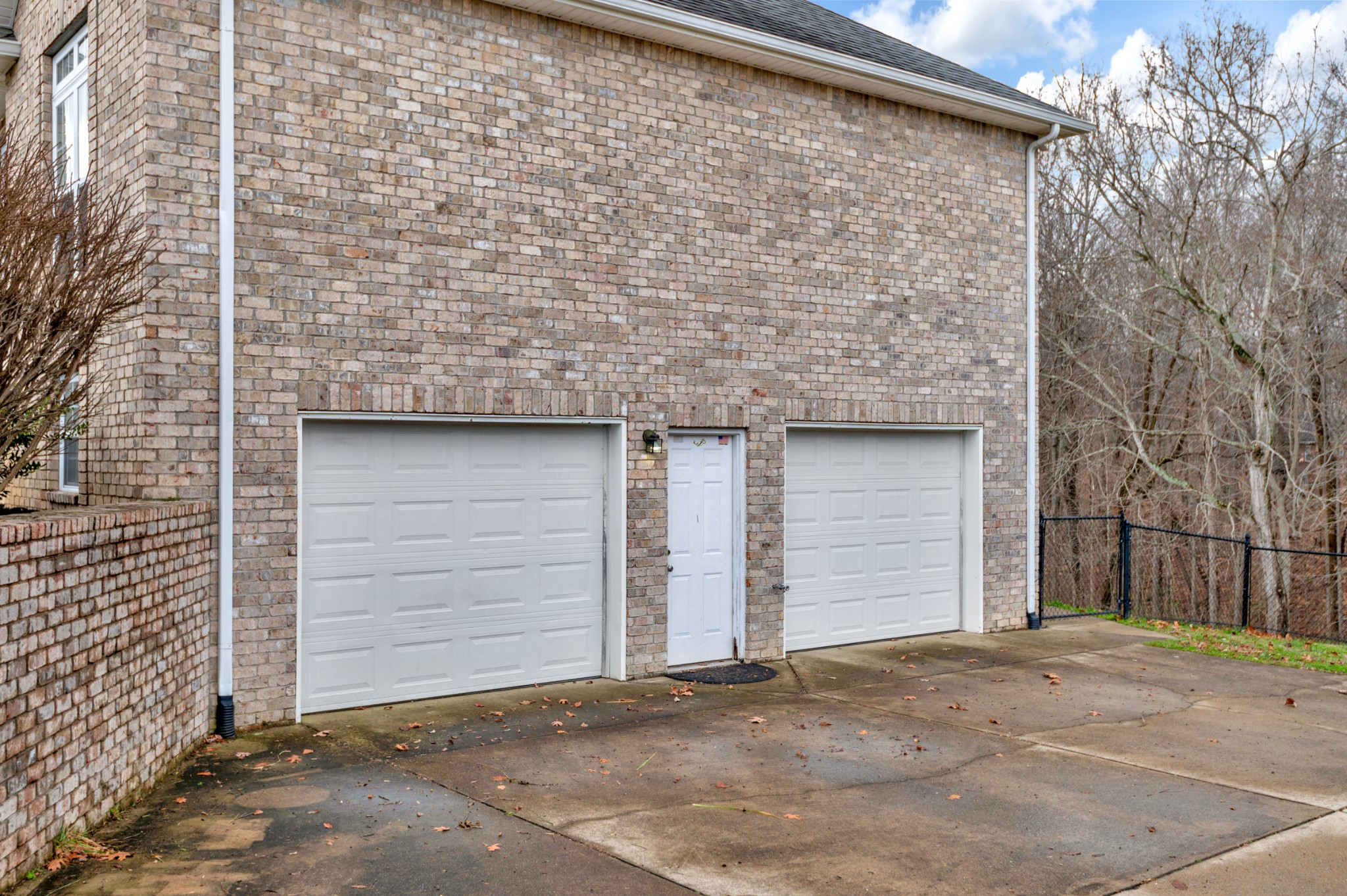 1350 Grassland Dr