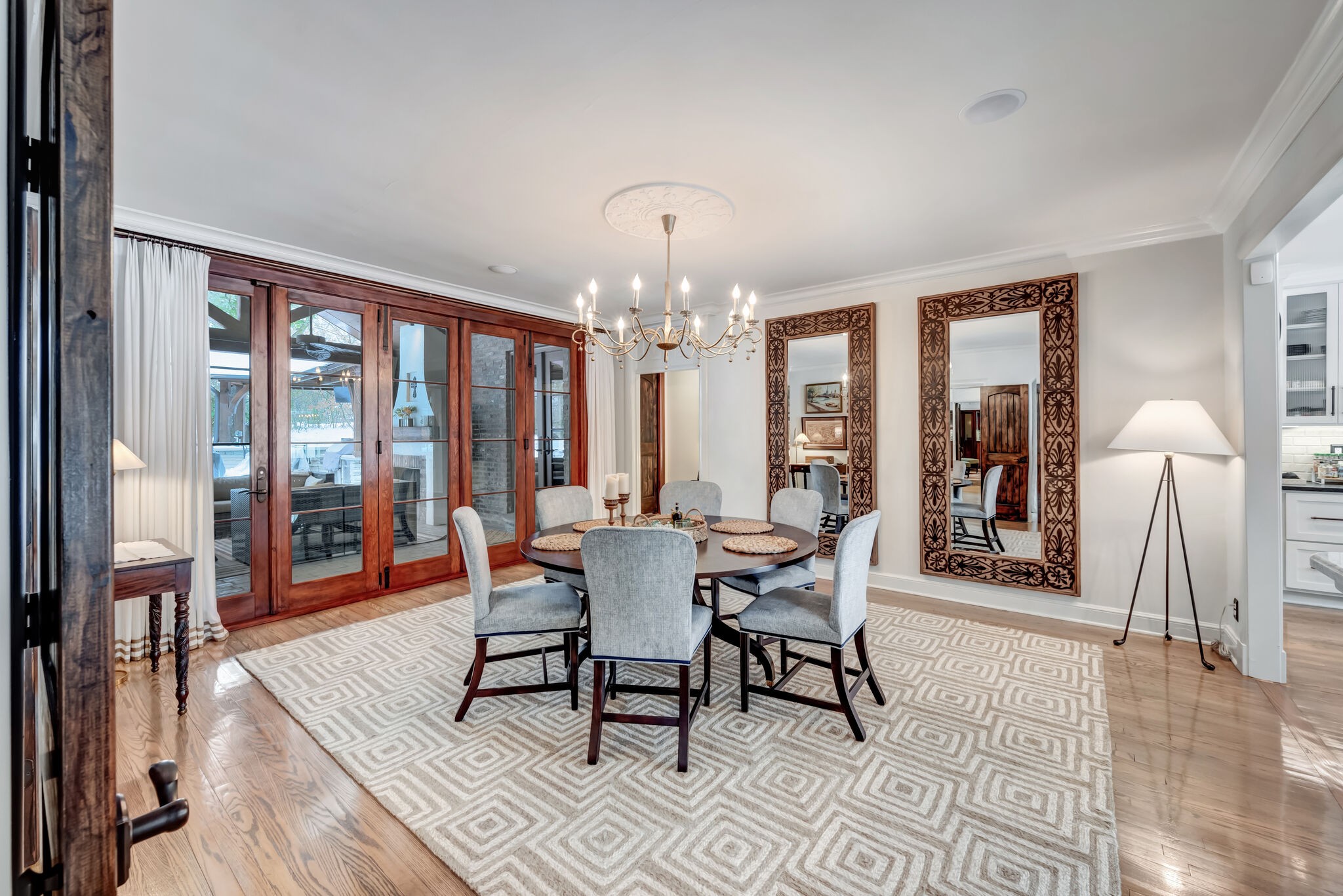 110 Lynnwood Ter